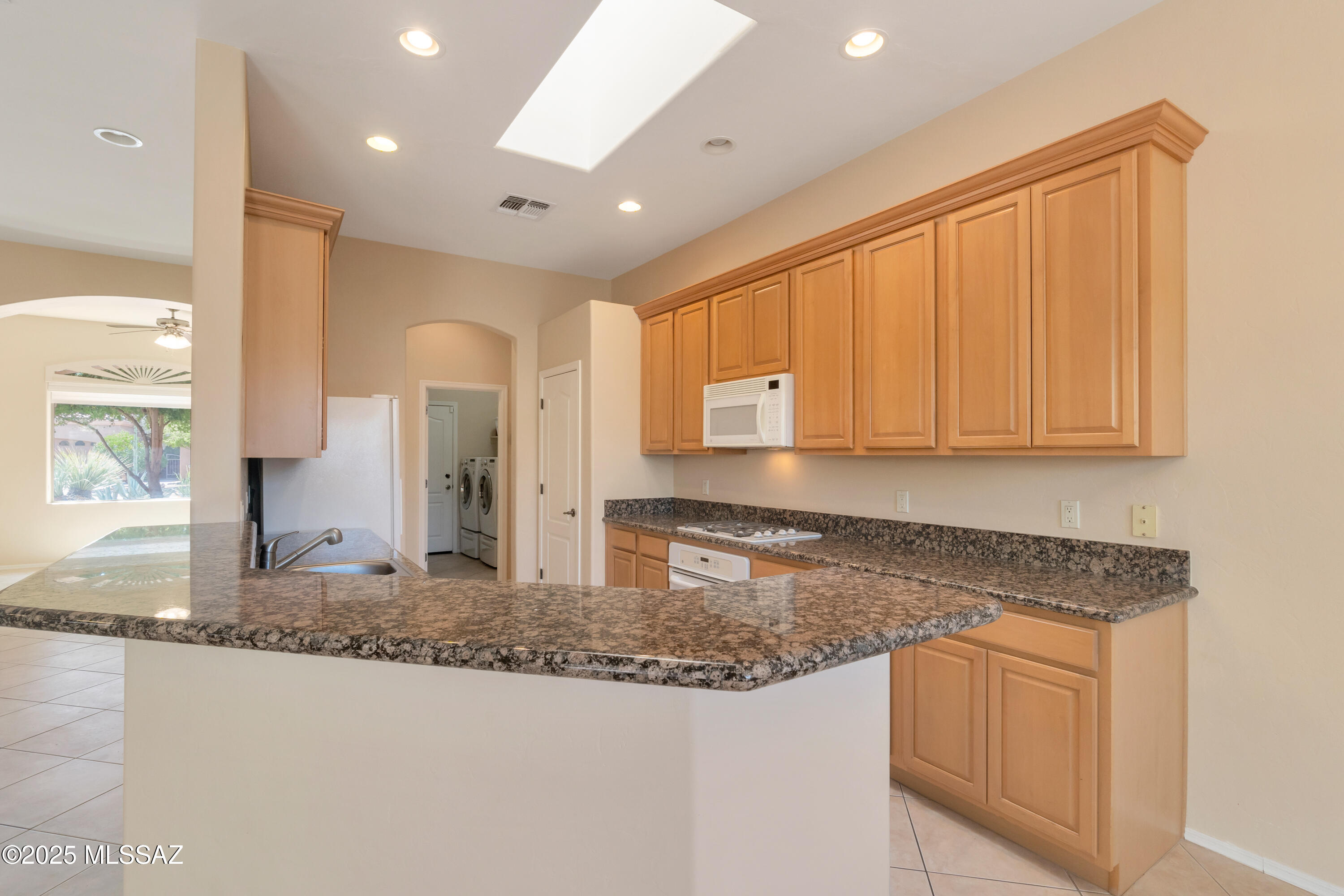 Tucson, Arizona, 85718, United States, 3 Bedrooms Bedrooms, ,2 BathroomsBathrooms,Residential,For Sale,1847583