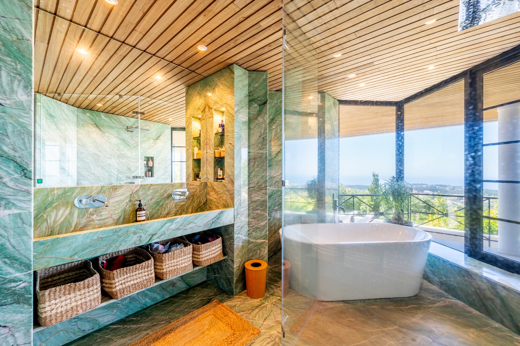  Detached house, 6 bedrooms, for Sale - 物件實景