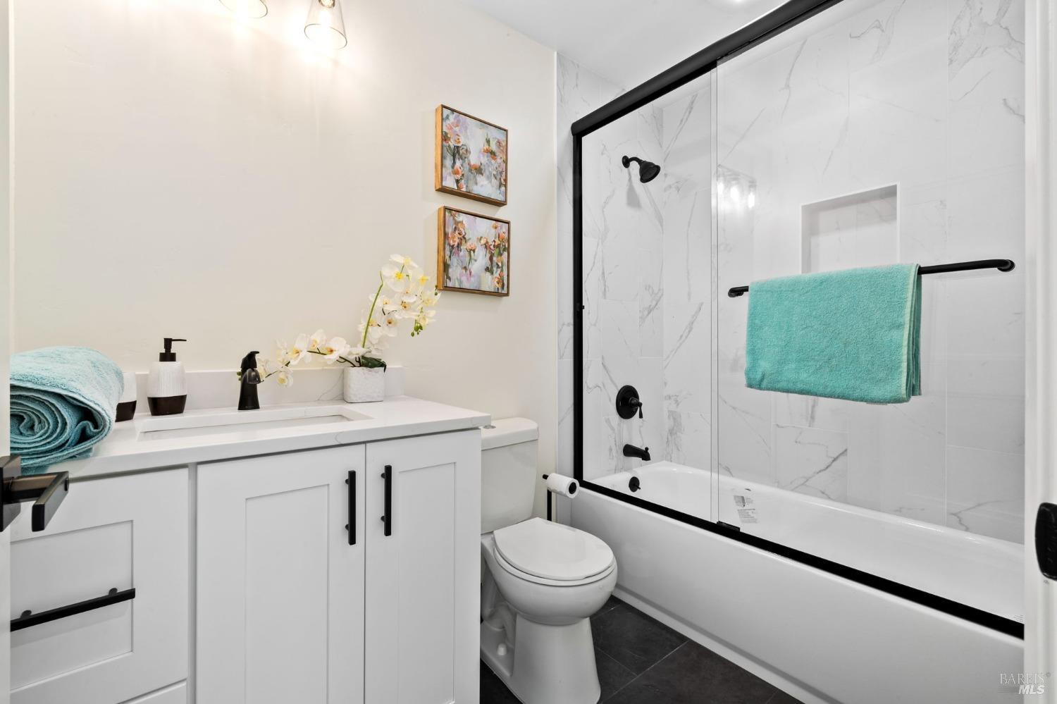 Santa Rosa, California, 95404, United States, 3 Bedrooms Bedrooms, ,2 BathroomsBathrooms,Residential,For Sale,1872467