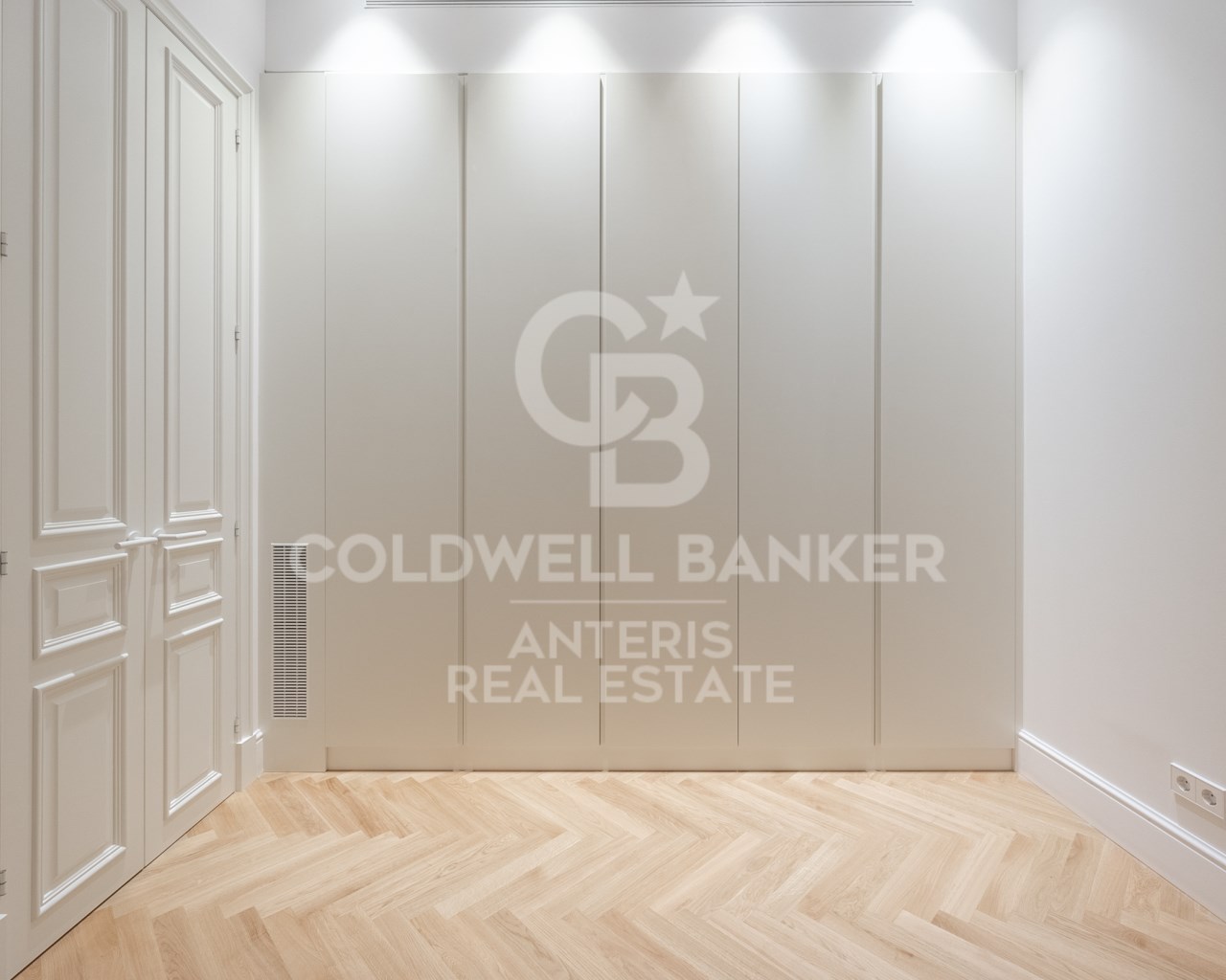 Barcelona, Barcelona, Ciutat Vella, El G?tic Barce, Barcelona, Catalonia, ES, 1 Bedroom Bedrooms, ,1 BathroomBathrooms,Residential,For Sale,Barcelona, Barcelona, Ciutat Vella, El G?tic Barce,1448570