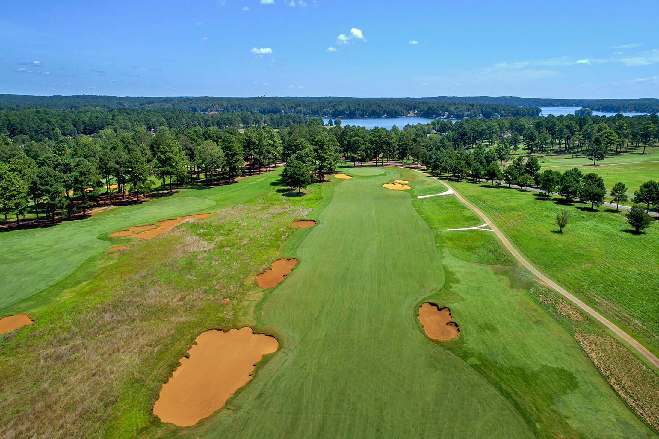  Stunning New Home by Green Park Homes in Sought-after Cuscowilla Community - 物件實景
