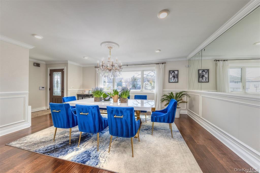 Oceanside, New York, 11572, United States, 3 Bedrooms Bedrooms, ,3 BathroomsBathrooms,Residential,For Sale,1995607