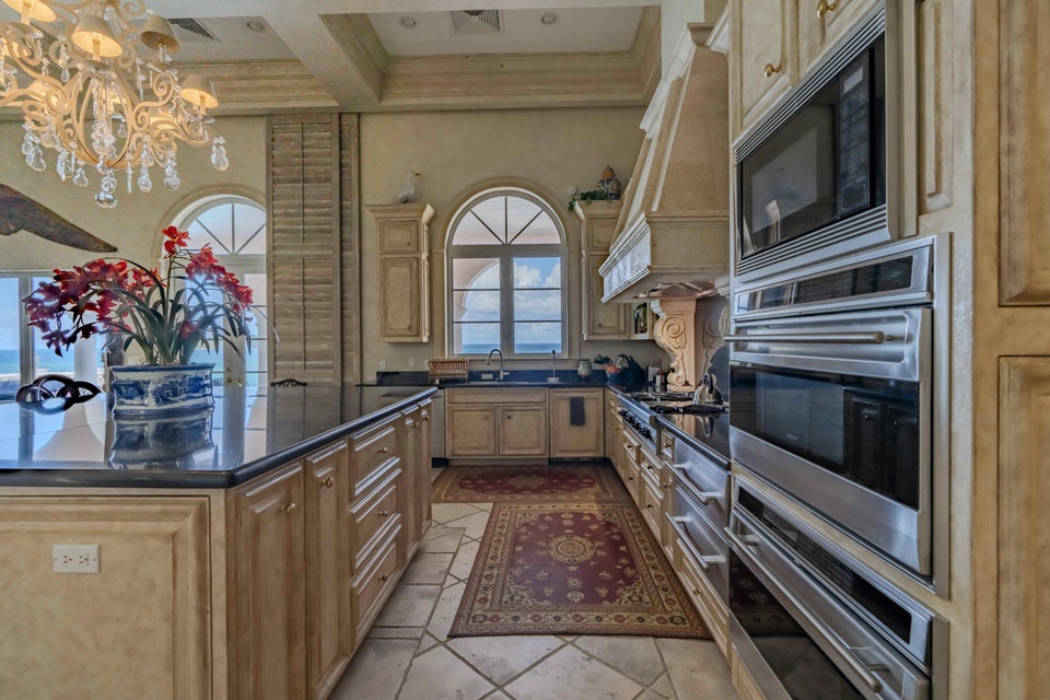 St. Croix, VI, 00820, VI, 7 Bedrooms Bedrooms, ,7 BathroomsBathrooms,Residential,For Sale,1690781