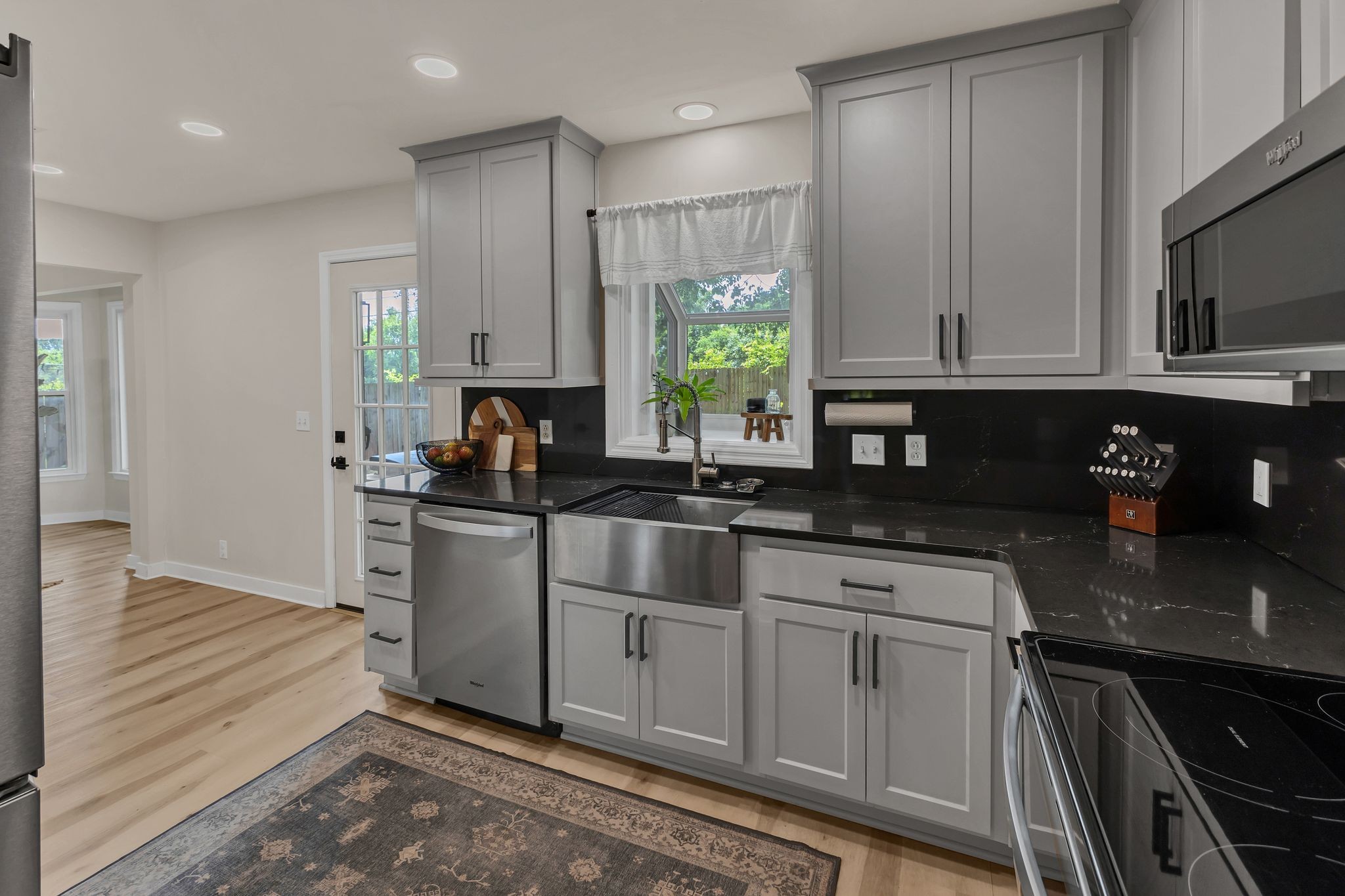 Franklin, Tennessee, 37064, United States, 3 Bedrooms Bedrooms, ,3 BathroomsBathrooms,Residential,For Sale,1874196
