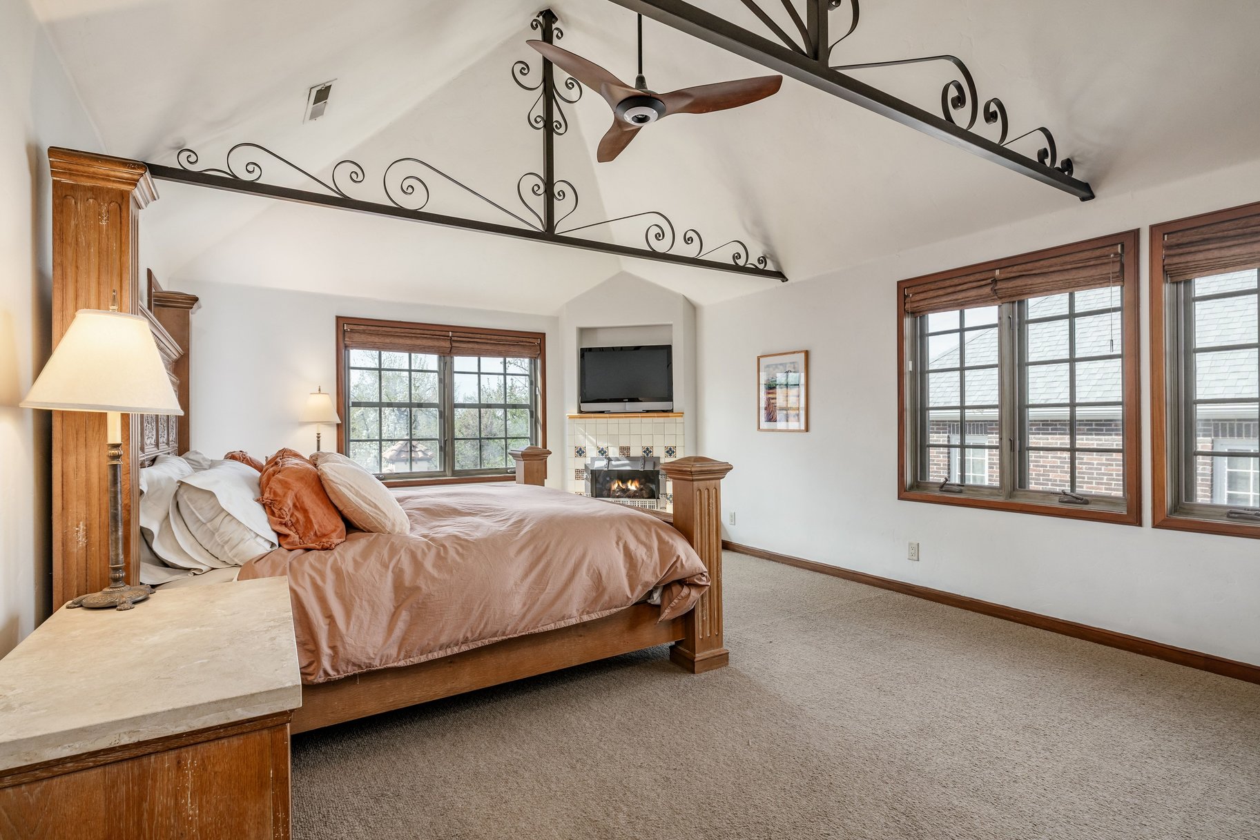  The Nels G. Hall House  Historic Spanish Colonial in Prime Federal Heights - 物件實景