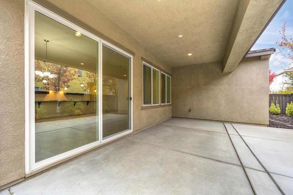 Sacramento, California, 95834, United States, 2 Bedrooms Bedrooms, ,2 BathroomsBathrooms,Residential,For Sale,1999739