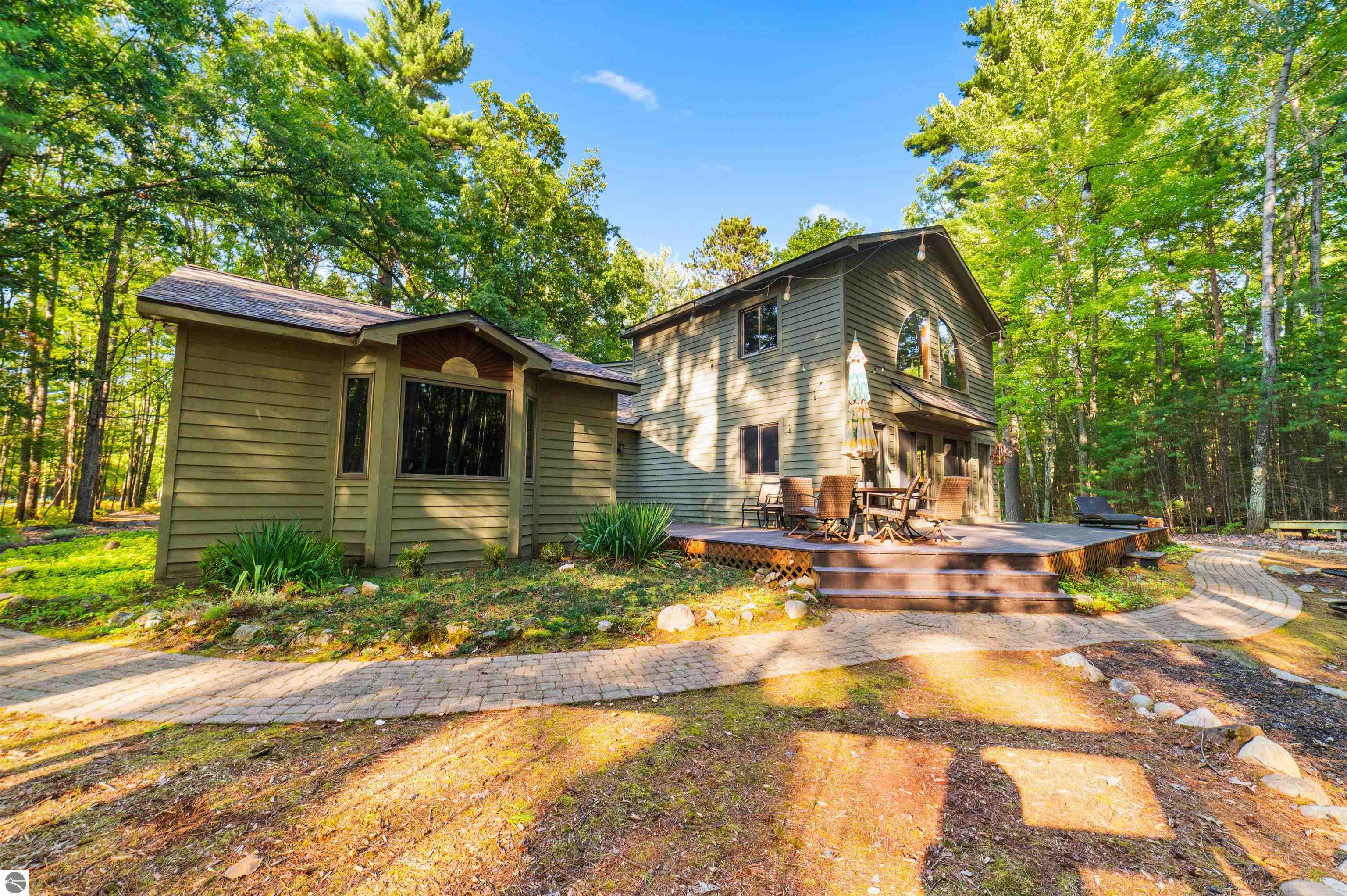 Rapid City, Michigan, 49676, United States, 4 Bedrooms Bedrooms, ,3 BathroomsBathrooms,Residential,For Sale,1977218