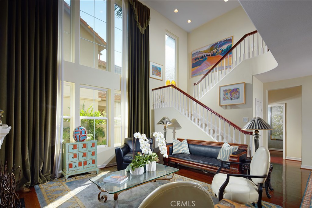 Newport Beach, California, 92660, United States, 4 Bedrooms Bedrooms, ,3 BathroomsBathrooms,Residential,For Sale,1991326