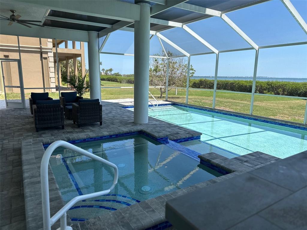 Bradenton, Florida, 34210, United States, 4 Bedrooms Bedrooms, ,5 BathroomsBathrooms,Residential,For Sale,1827645