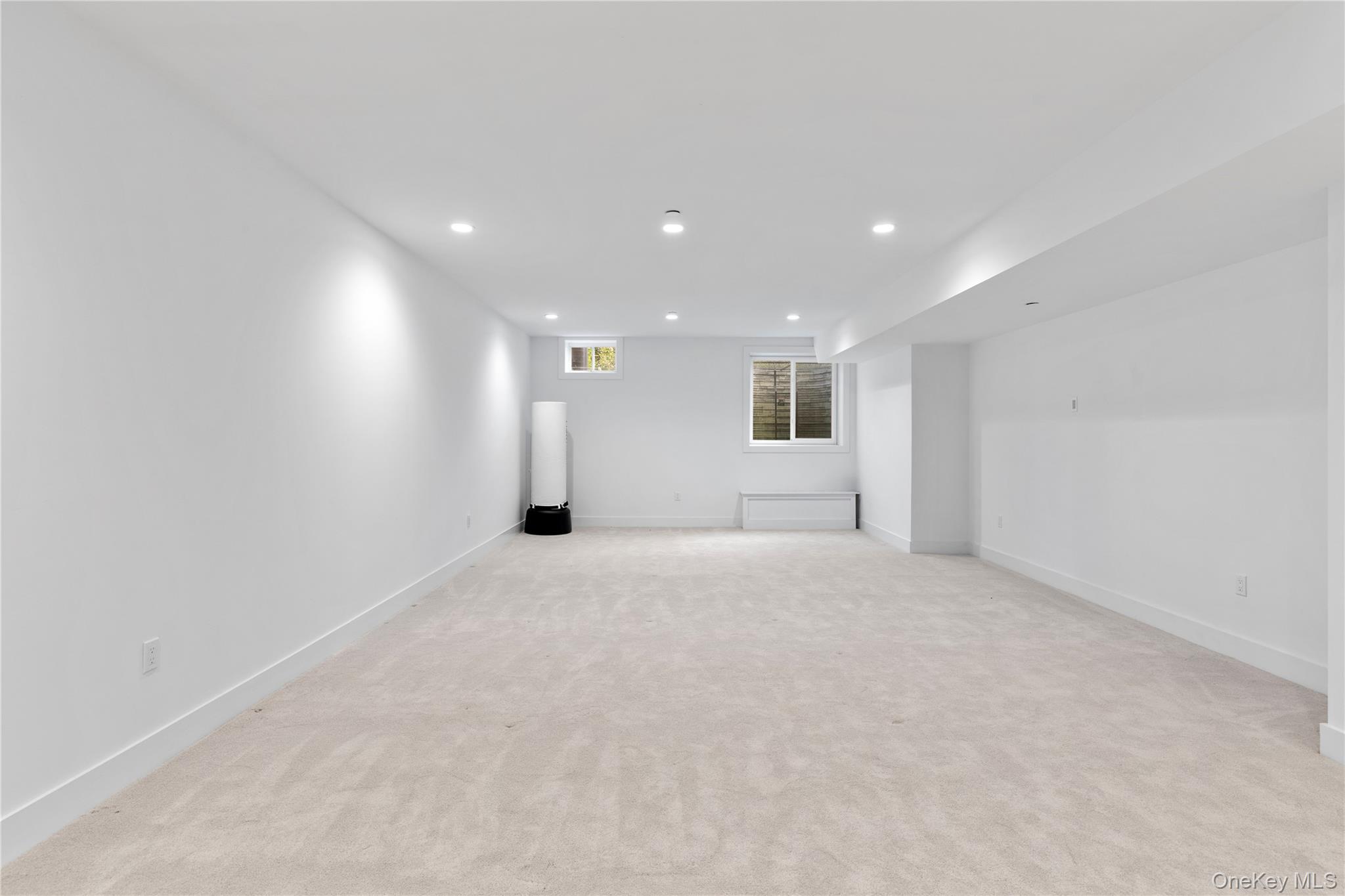  1 Sequoia Circle, Manhasset, NY, 11030 - 物件實景