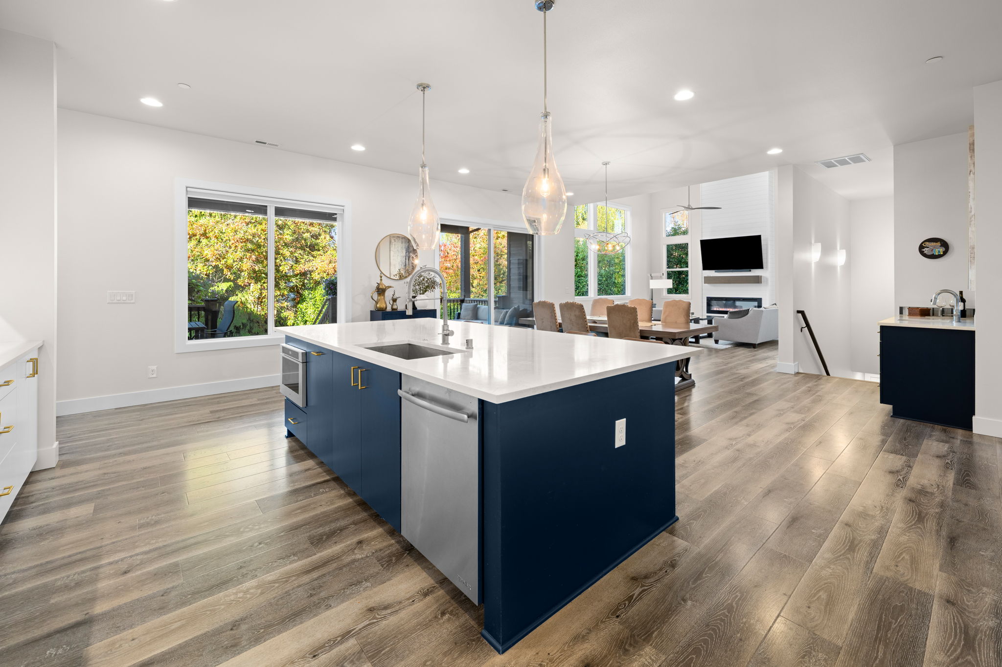  Exceptional Contemporary Luxury  Coveted Lake Burien - 物件實景
