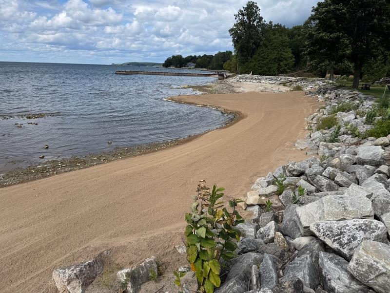 Sturgeon Bay, Wisconsin, 54235, United States, 3 Bedrooms Bedrooms, ,5 BathroomsBathrooms,Residential,For Sale,1941719
