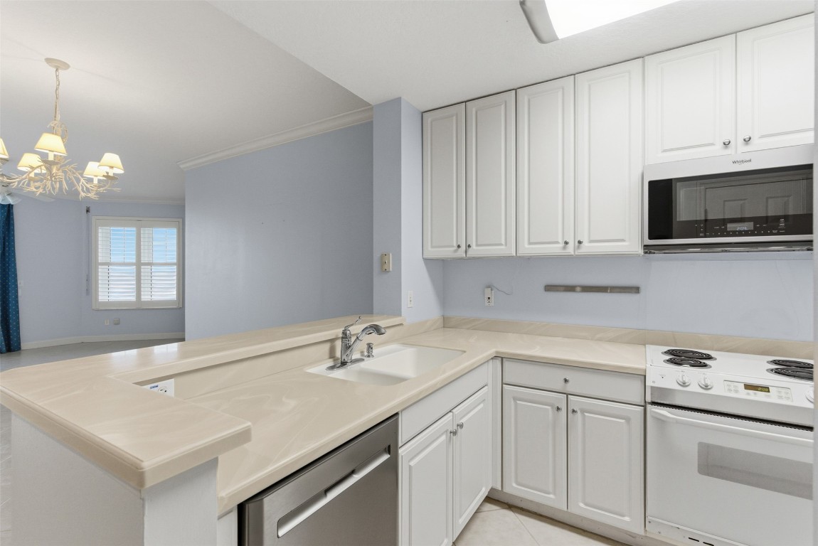 Fernandina Beach, Florida, 32034, United States, 2 Bedrooms Bedrooms, ,2 BathroomsBathrooms,Residential,For Sale,2000330