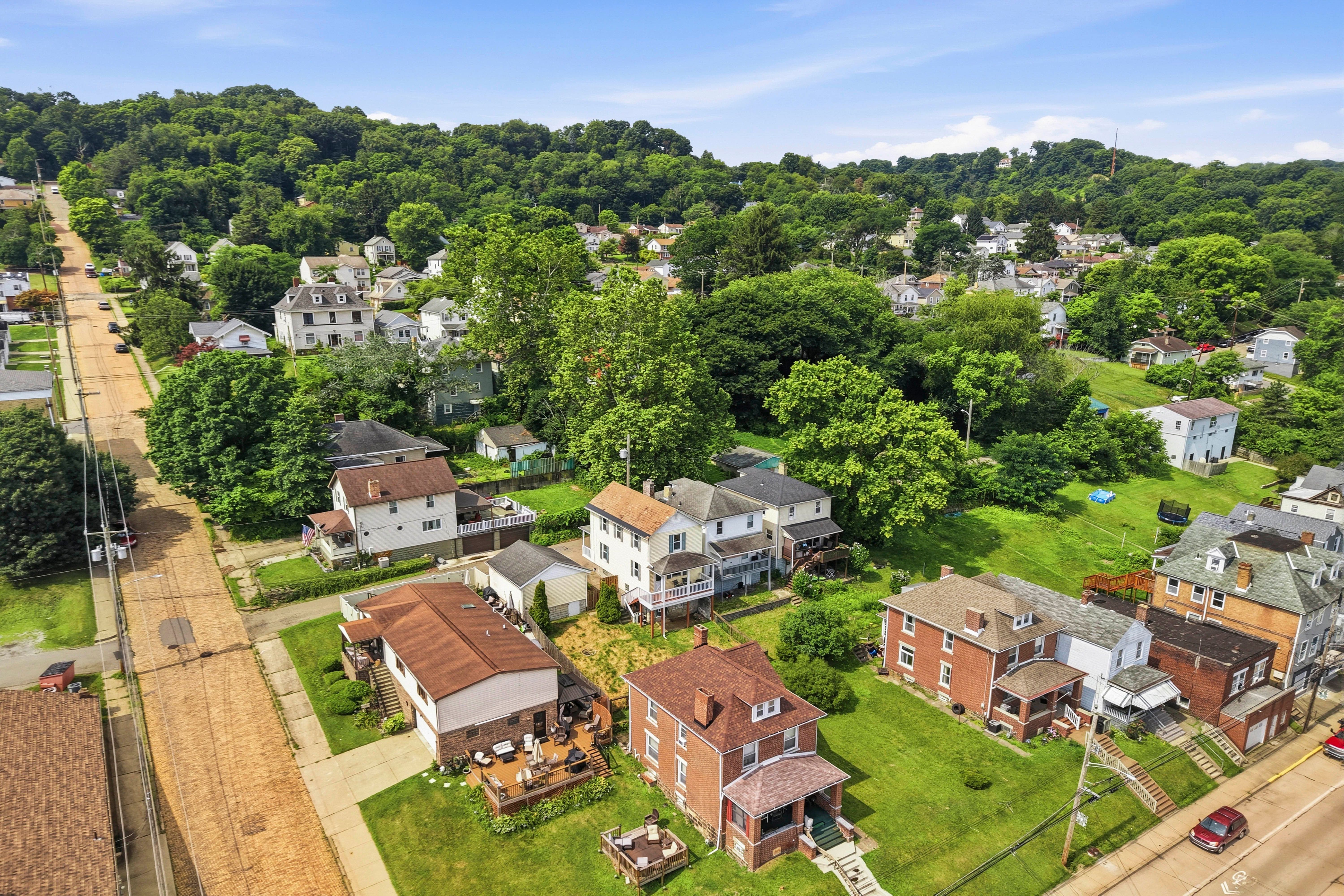  636 1/2 Fifth Avenue, Coraopolis, PA 15108 - 物件實景