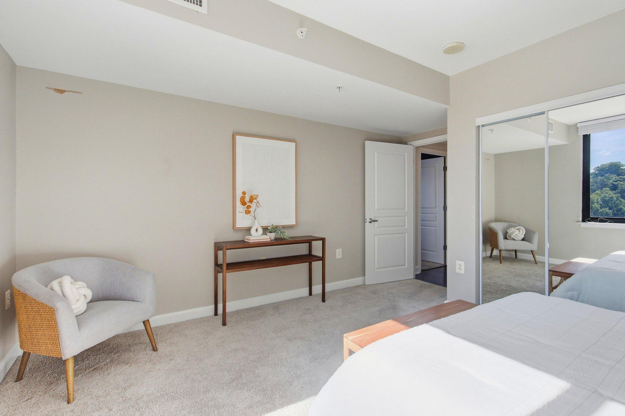  2451 Midtown Avenue, Alexandria, VA, 22303 - 物件實景