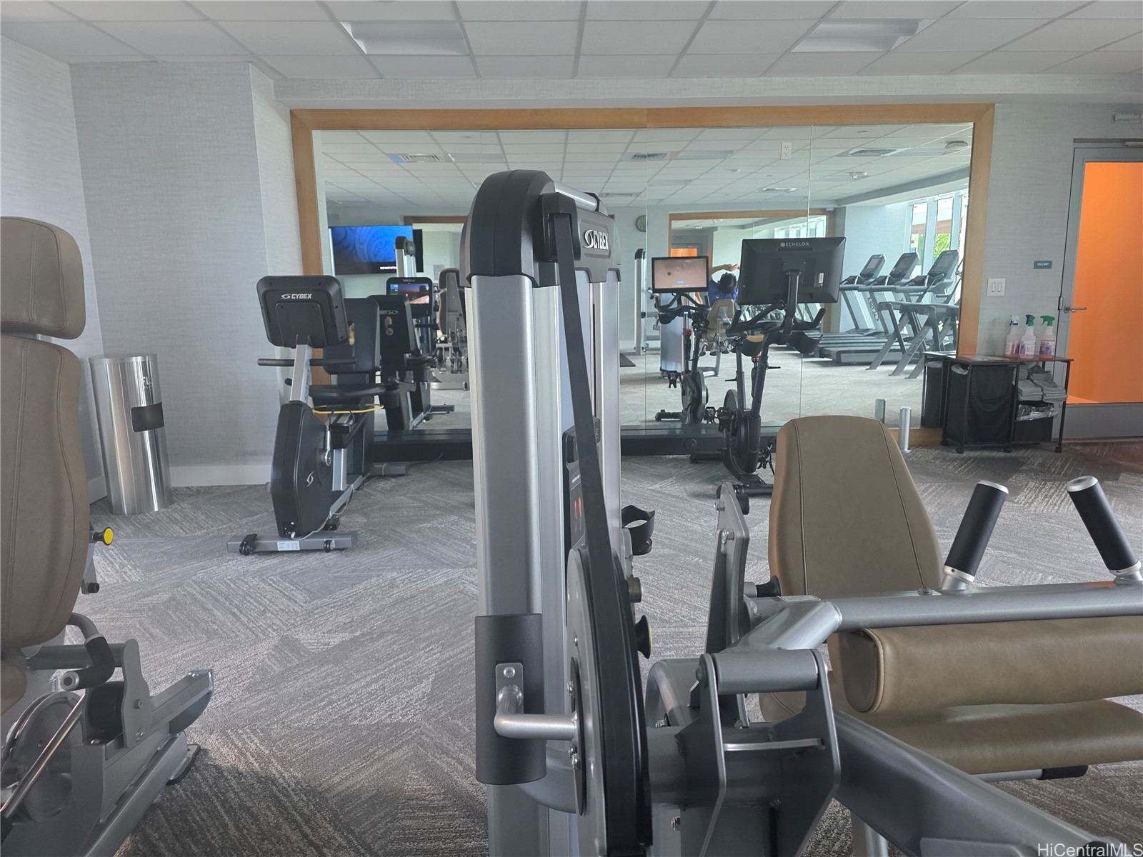 Honolulu, Hawaii, 96814, United States, 2 Bedrooms Bedrooms, ,2 BathroomsBathrooms,Residential,For Sale,1987813