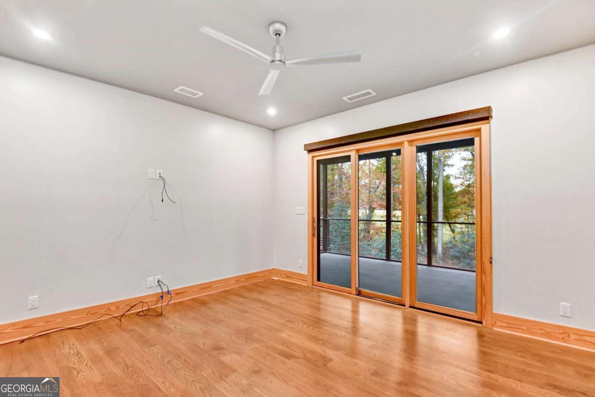 Athens, Georgia, 30606, United States, 2 Bedrooms Bedrooms, ,3 BathroomsBathrooms,Residential,For Sale,1992005