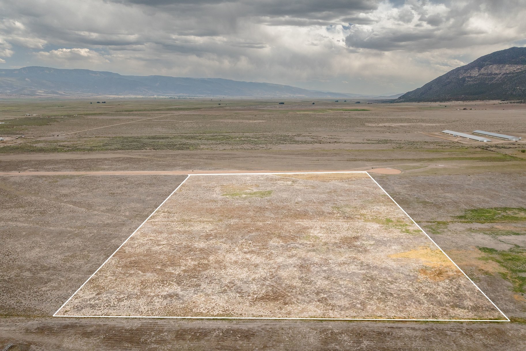  8.5-Acre Lots, No HOA, Stunning Horseshoe Mountain Views - 物件實景