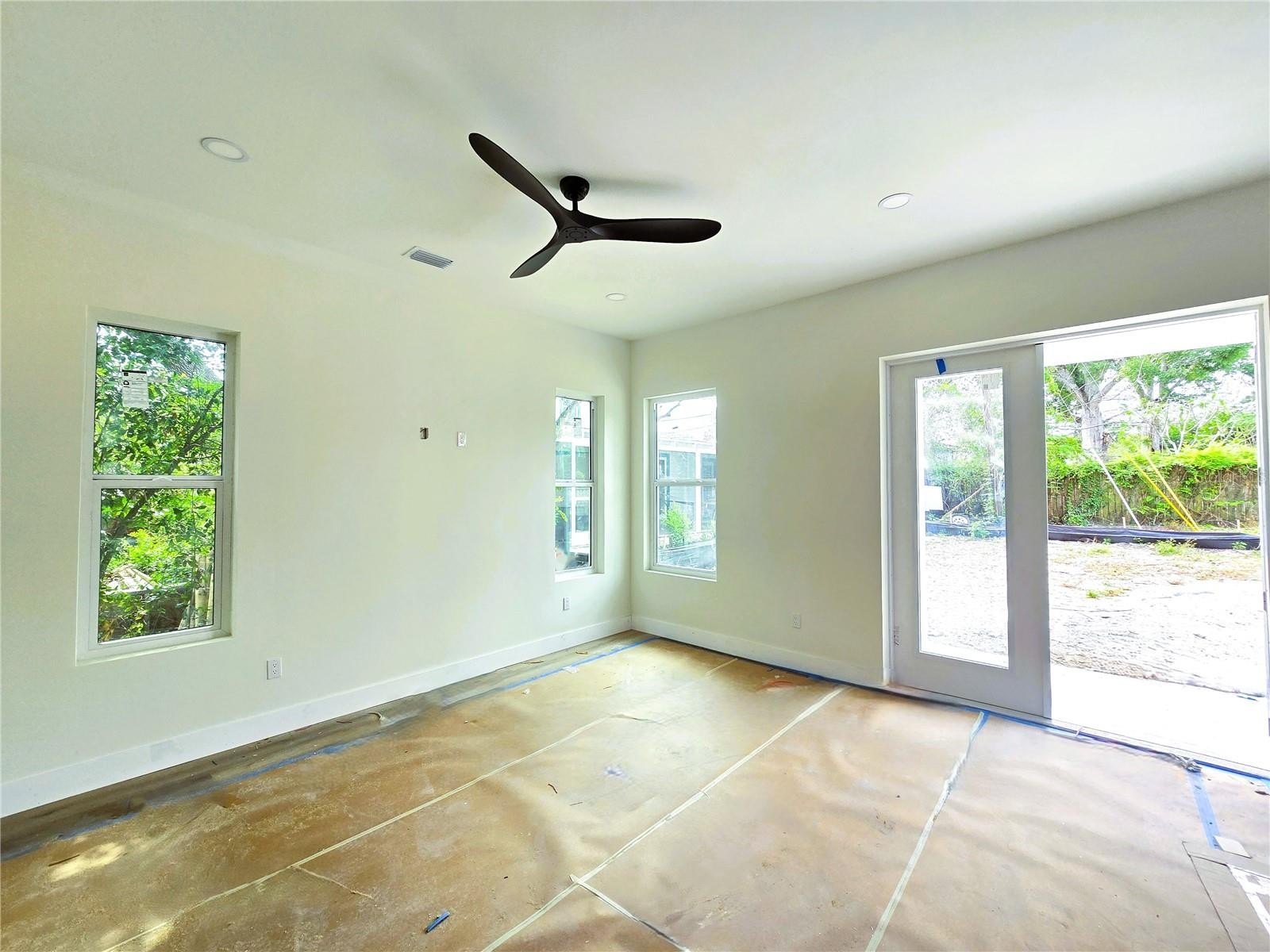 ST PETERSBURG, Florida, 33714, United States, 4 Bedrooms Bedrooms, ,3 BathroomsBathrooms,Residential,For Sale,2036130