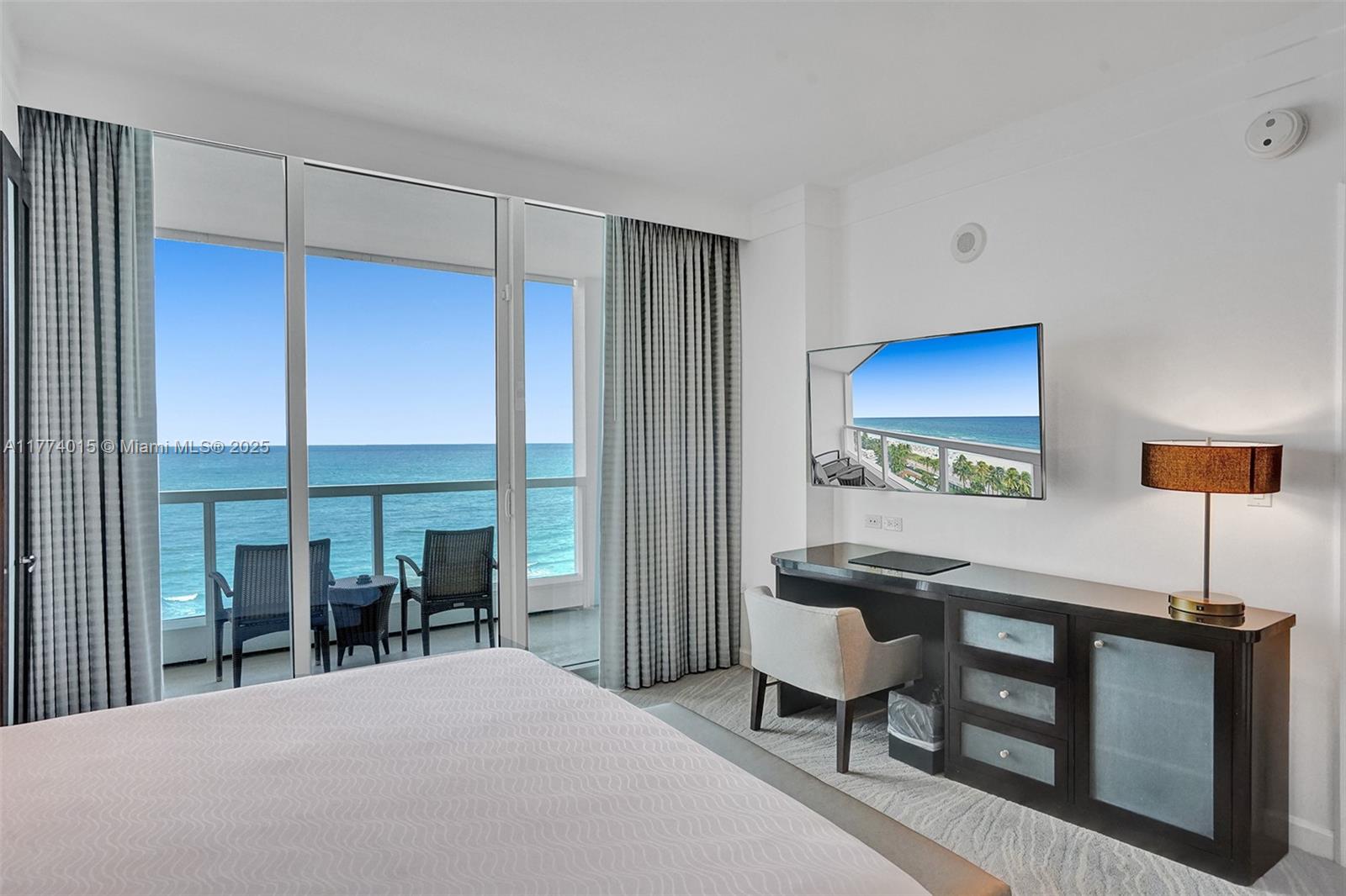 Miami Beach, Florida, 33140, United States, 2 Bedrooms Bedrooms, ,3 BathroomsBathrooms,Residential,For Sale,1759020