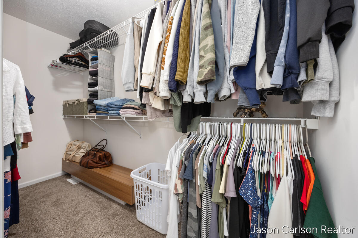 Caledonia, Michigan, 49316, United States, 4 Bedrooms Bedrooms, ,3 BathroomsBathrooms,Residential,For Sale,2008089