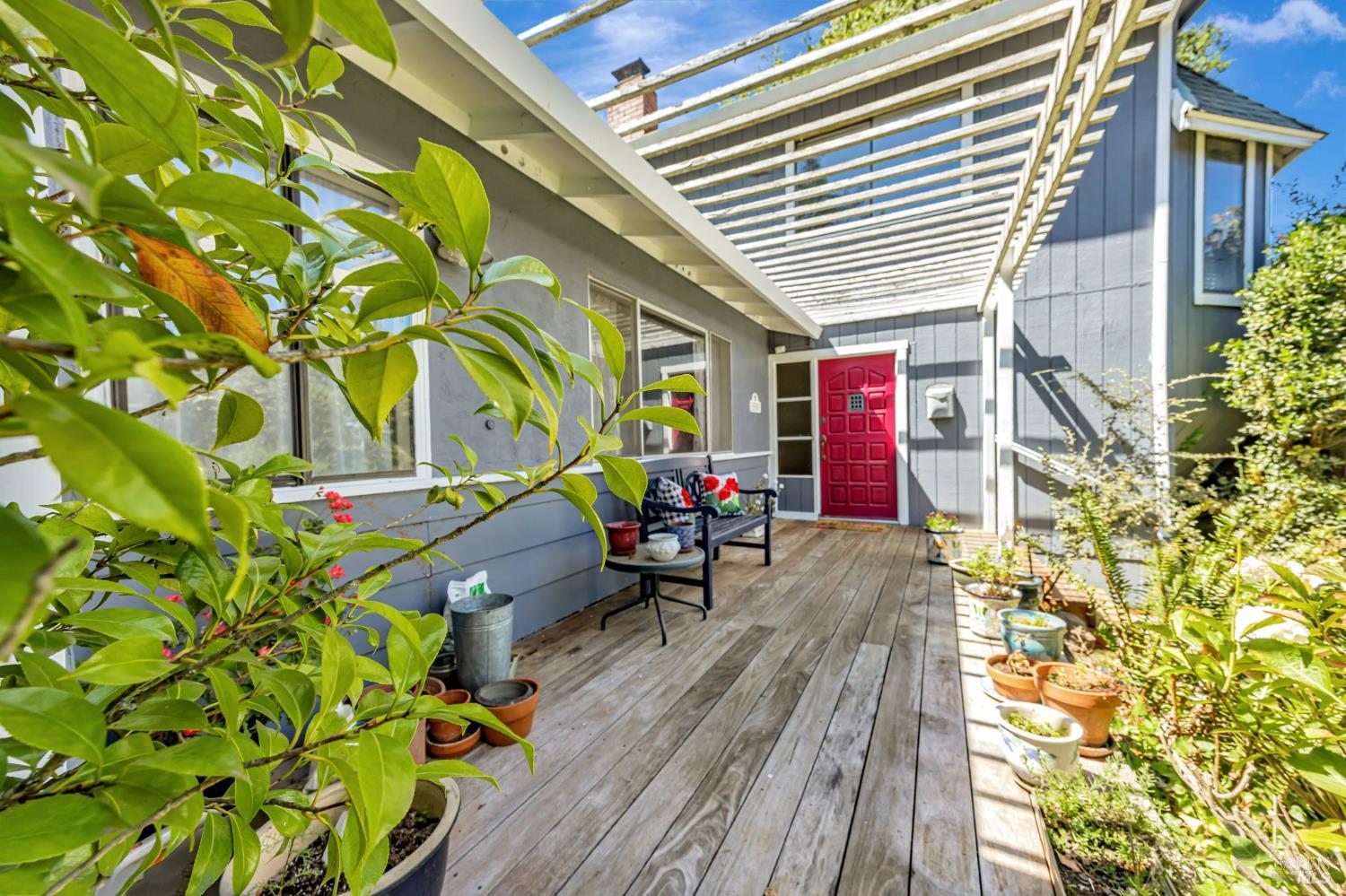 Sebastopol, California, 95472, United States, 3 Bedrooms Bedrooms, ,3 BathroomsBathrooms,Residential,For Sale,1903540