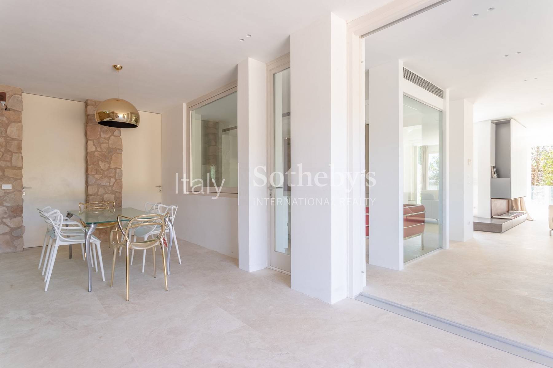  Stunning contemporary-style villa with sea view - 物件實景