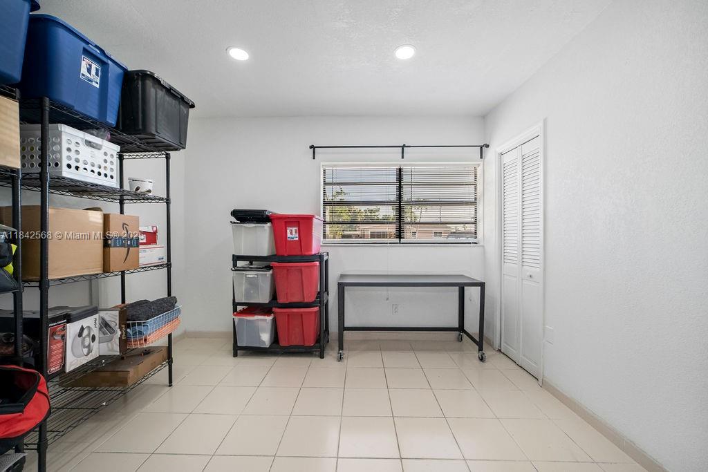 Miami, Florida, 33155, United States, 4 Bedrooms Bedrooms, ,3 BathroomsBathrooms,Residential,For Sale,1897707