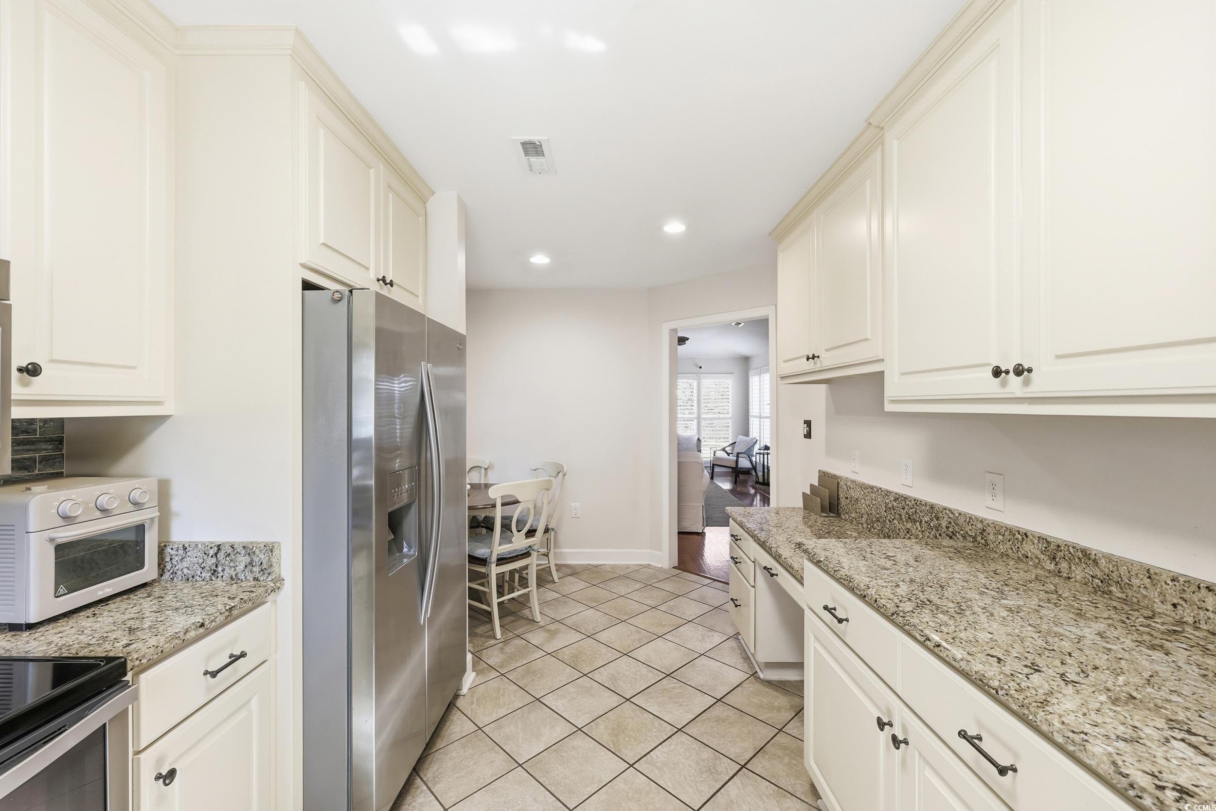 Myrtle Beach, South Carolina, 29577, United States, 3 Bedrooms Bedrooms, ,2 BathroomsBathrooms,Residential,For Sale,1990418