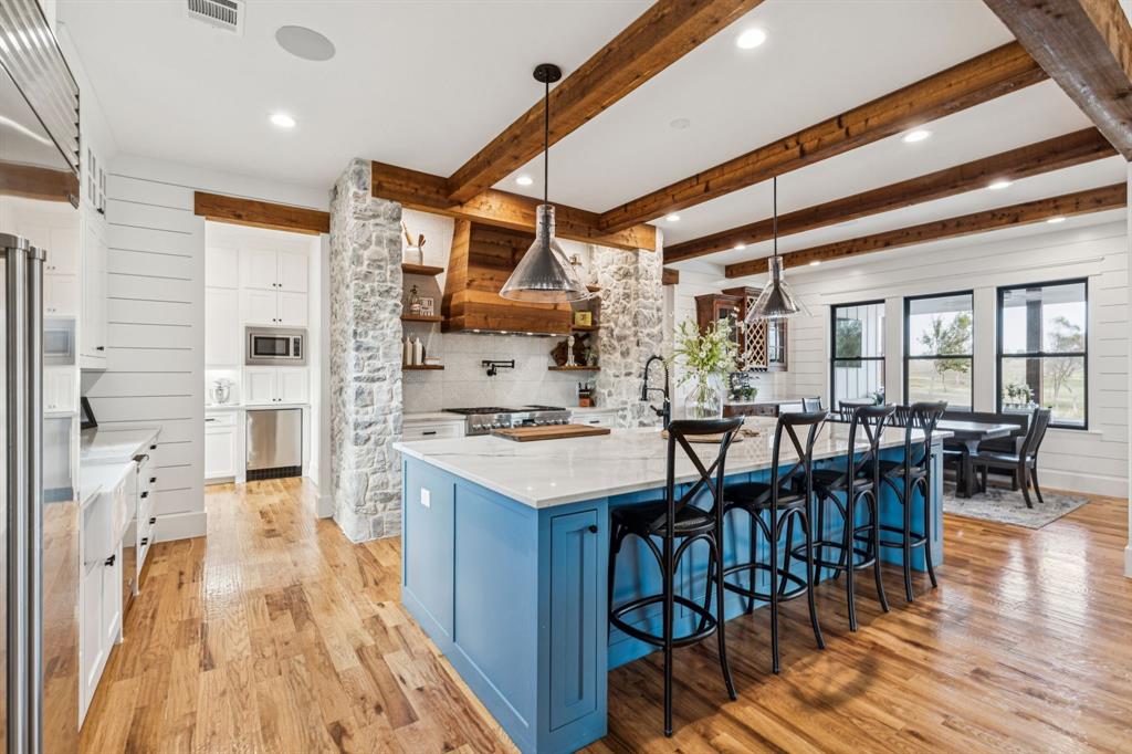 Celina, Texas, 75009, United States, 3 Bedrooms Bedrooms, ,4 BathroomsBathrooms,Residential,For Sale,1999614