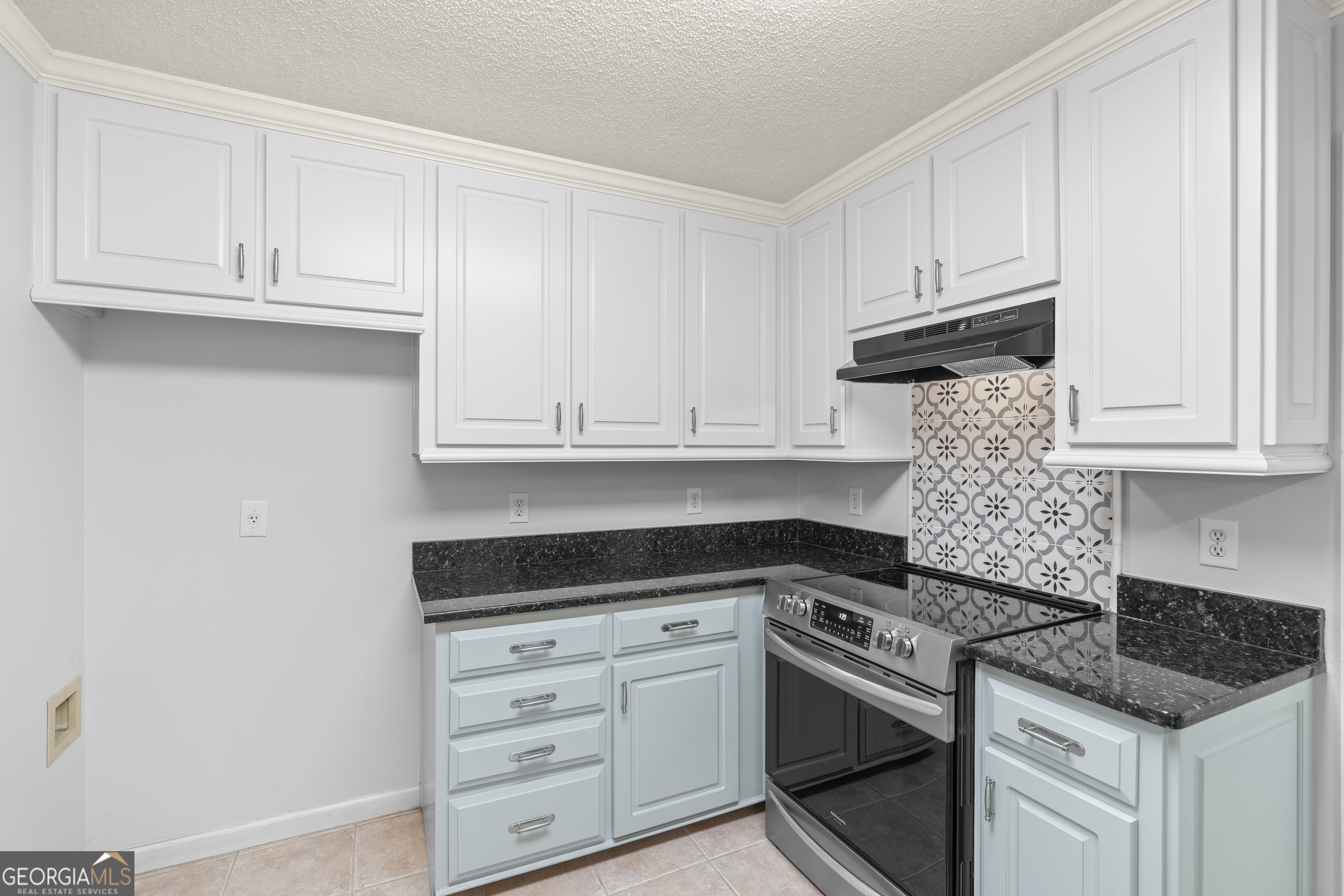 Sharpsburg, Georgia, 30277, United States, 3 Bedrooms Bedrooms, ,3 BathroomsBathrooms,Residential,For Sale,1955891