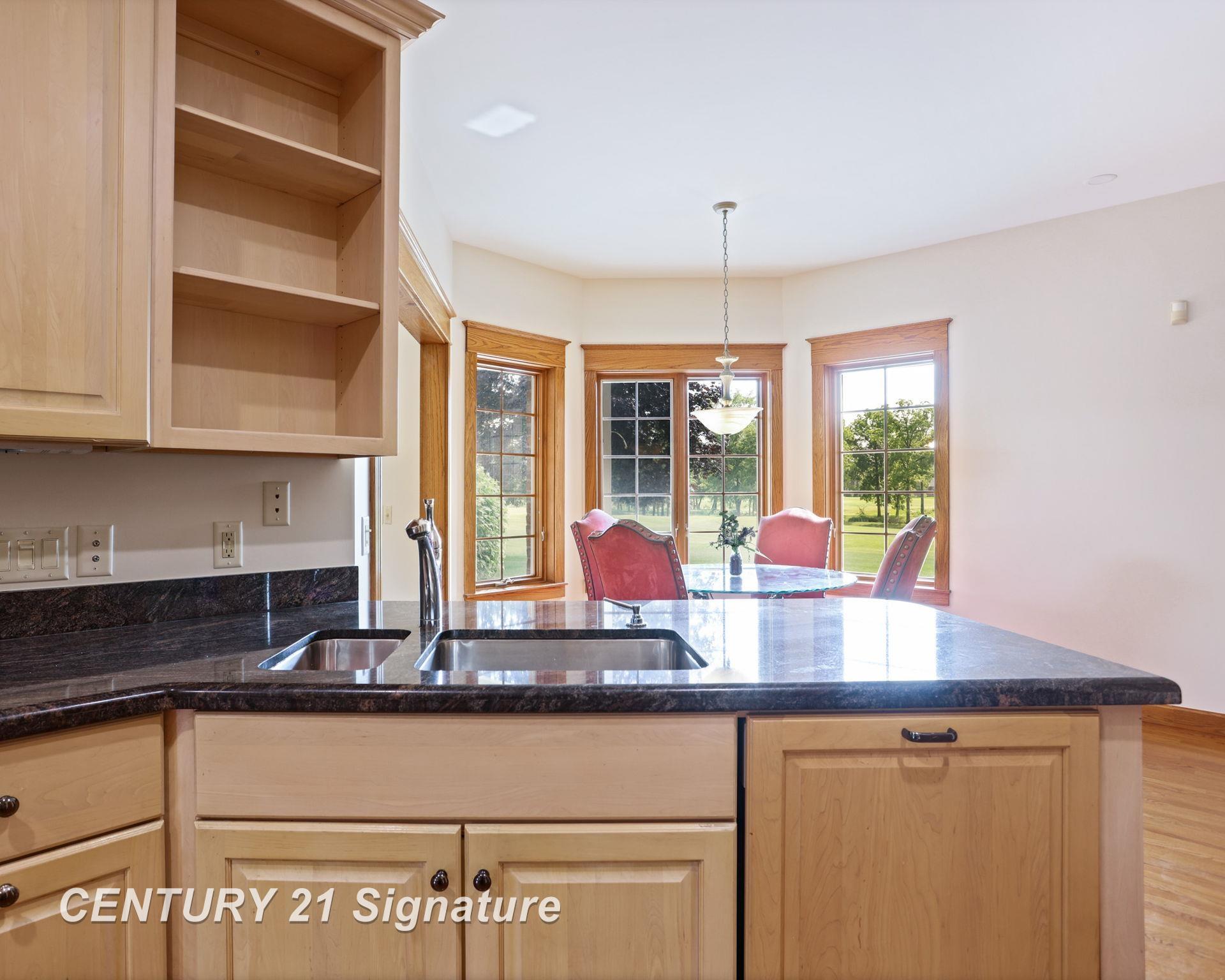 Saginaw, Michigan, 48603, United States, 4 Bedrooms Bedrooms, ,4 BathroomsBathrooms,Residential,For Sale,1979147