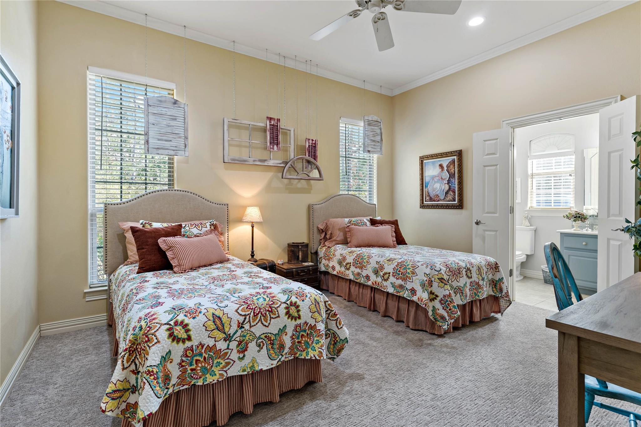 Powderly, Texas, 75473, United States, 5 Bedrooms Bedrooms, ,5 BathroomsBathrooms,Residential,For Sale,2024078