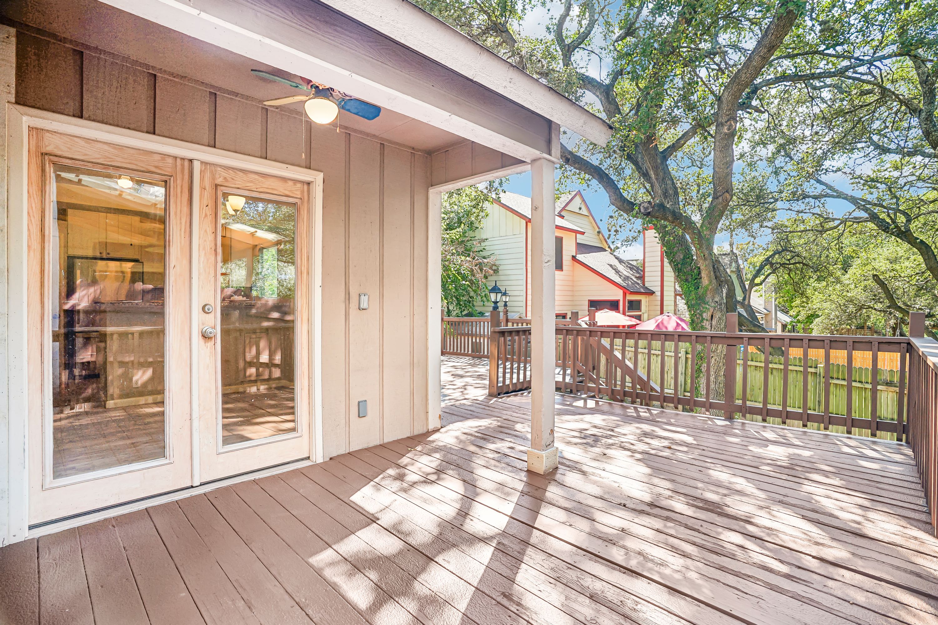  One-Story Charm in Hidden Oaks - 物件實景