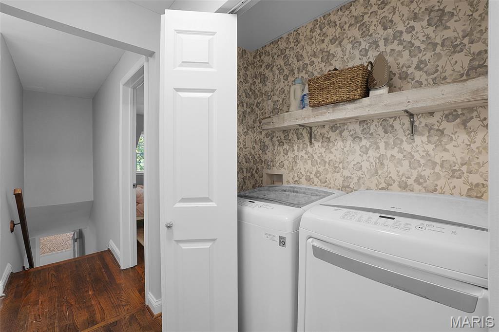 Warson Woods, Missouri, 63122, United States, 4 Bedrooms Bedrooms, ,3 BathroomsBathrooms,Residential,For Sale,1987966