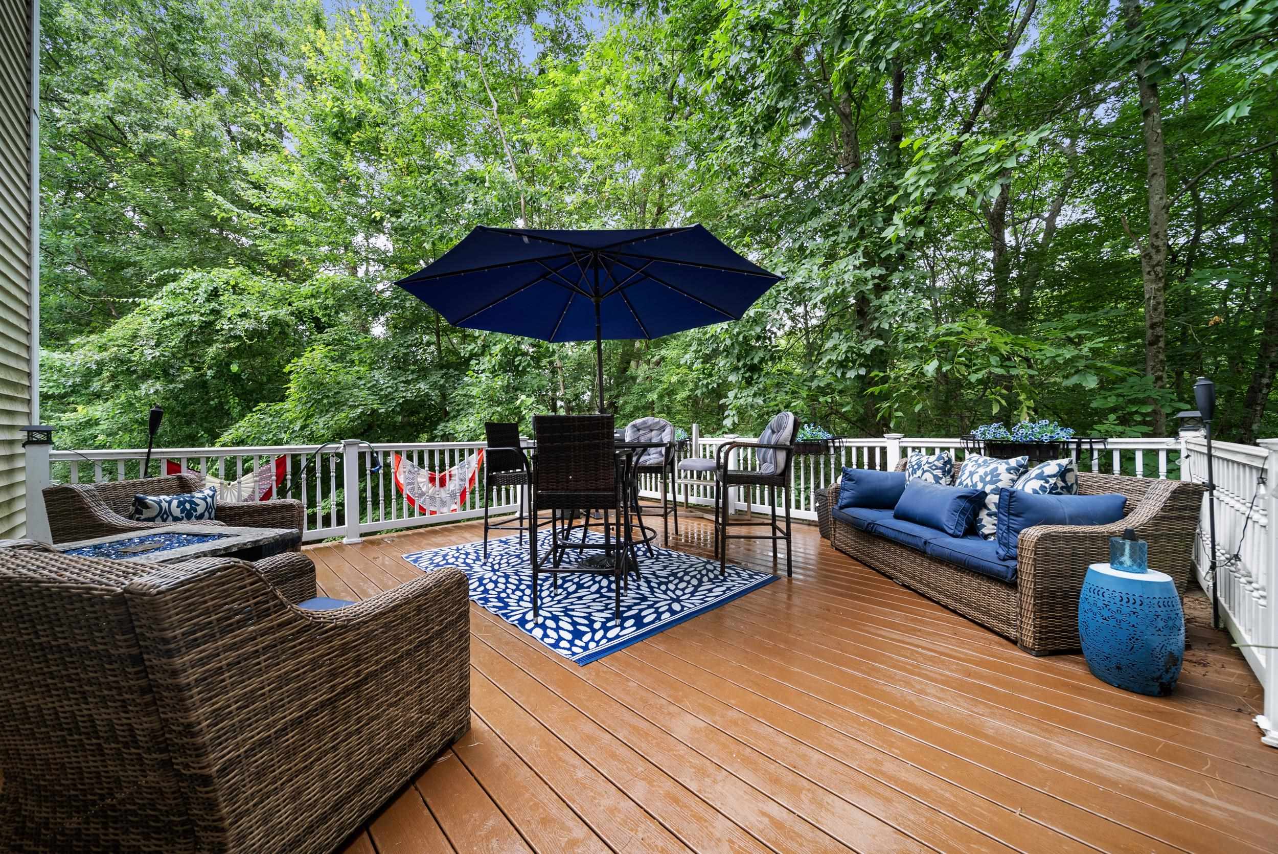 Derry, New Hampshire, 03038, United States, 3 Bedrooms Bedrooms, ,3 BathroomsBathrooms,Residential,For Sale,1885633