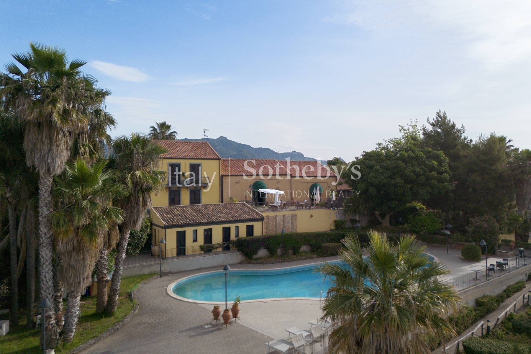  Prestigious property nestled between Mount Etna and the sea - 物件實景