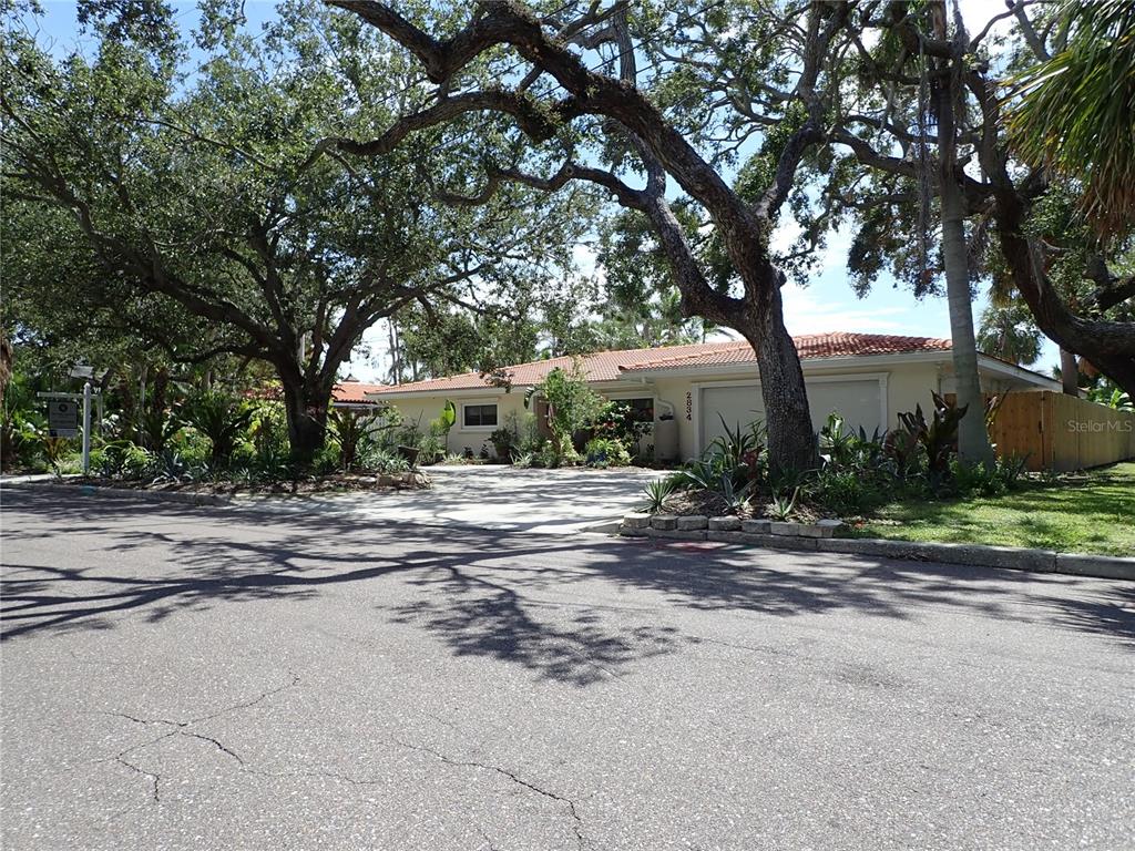 St Petersburg, Florida, 33710, United States, 4 Bedrooms Bedrooms, ,4 BathroomsBathrooms,Residential,For Sale,1826859