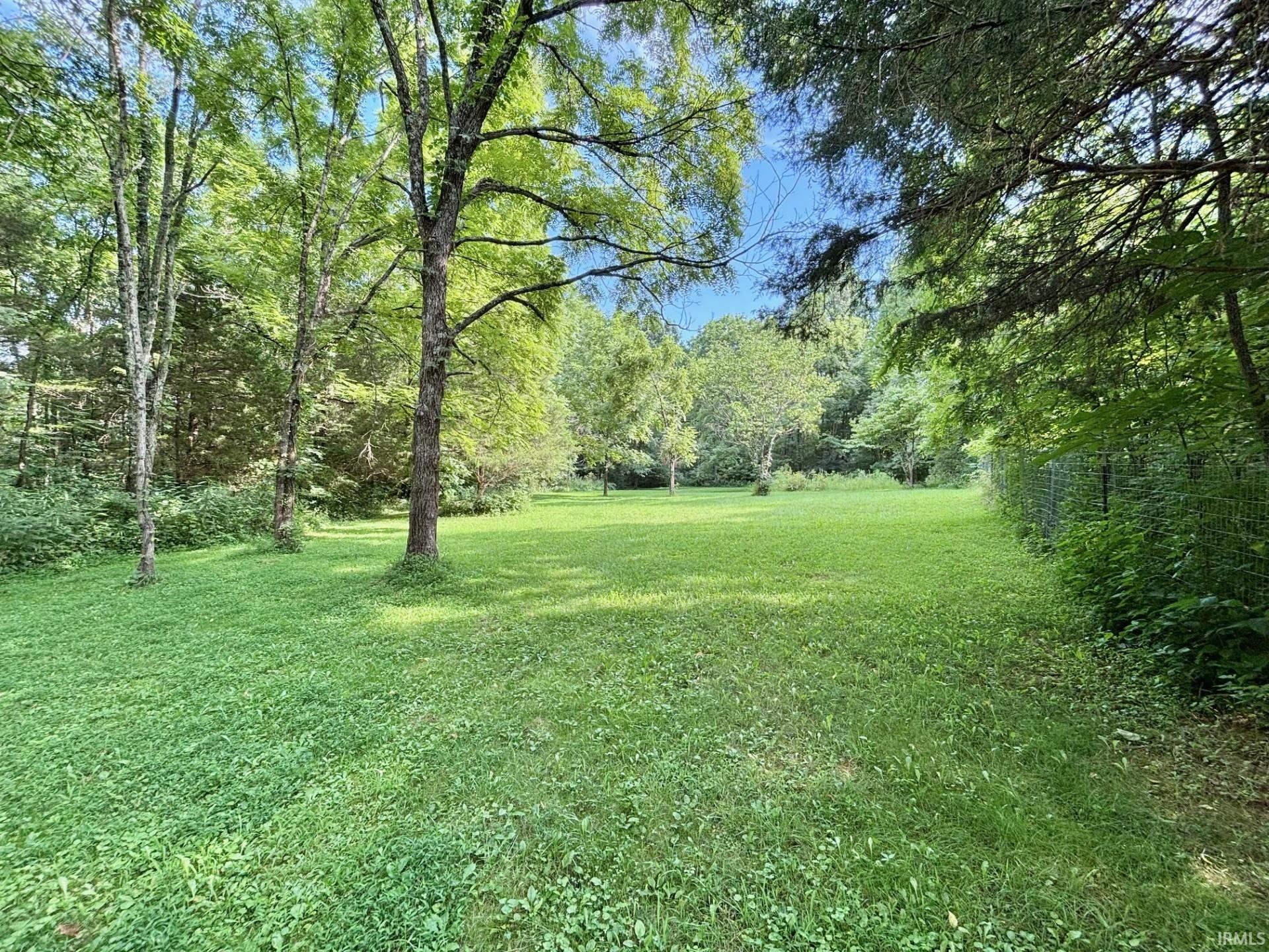 Bloomington, Indiana, 47403, United States, 3 Bedrooms Bedrooms, ,2 BathroomsBathrooms,Residential,For Sale,1904289