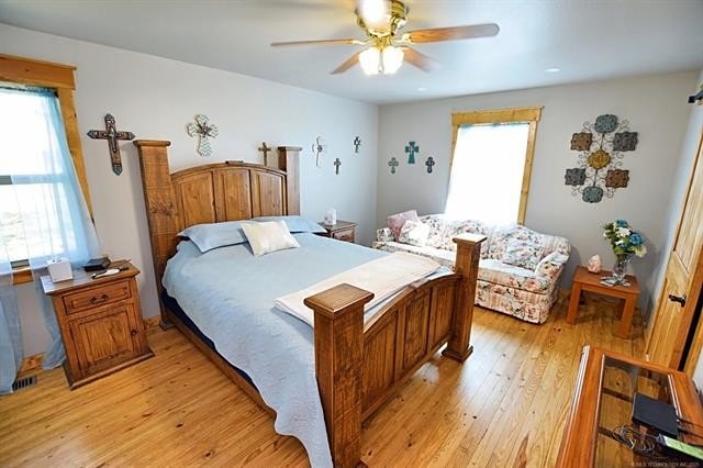 Tahlequah, Oklahoma, 74464, United States, 2 Bedrooms Bedrooms, ,3 BathroomsBathrooms,Residential,For Sale,1976273