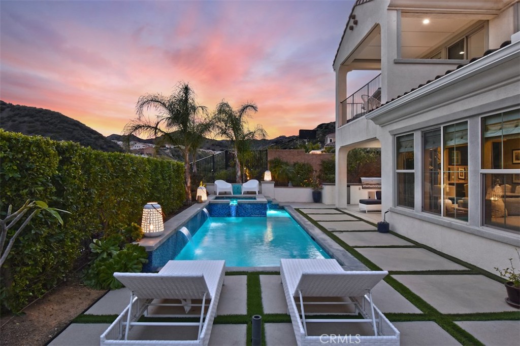 West Hills, California, 91304, United States, 5 Bedrooms Bedrooms, ,6 BathroomsBathrooms,Residential,For Sale,1847144