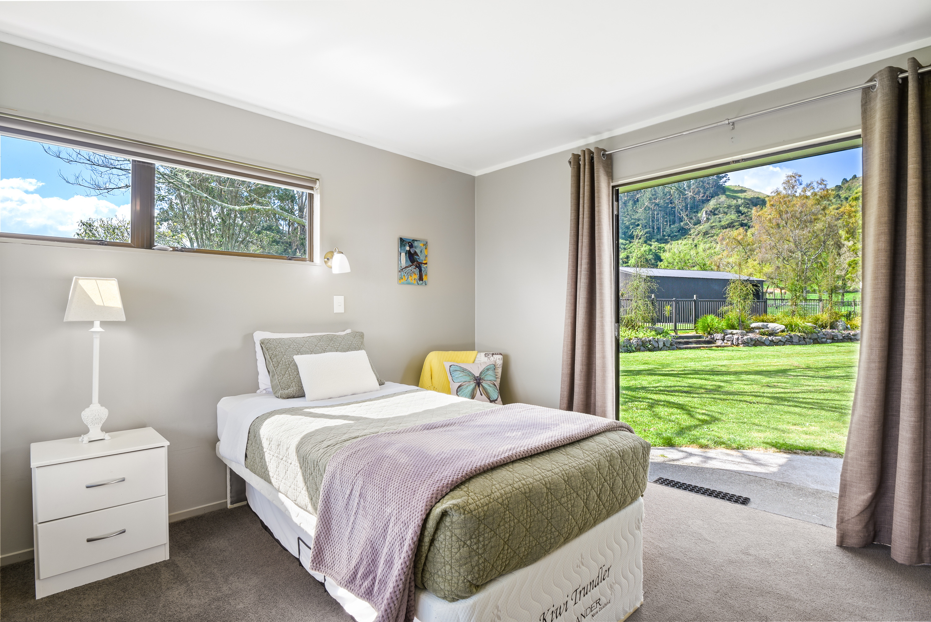  Elevated Lifestyle Living with Sweeping Lake Views - 物件實景