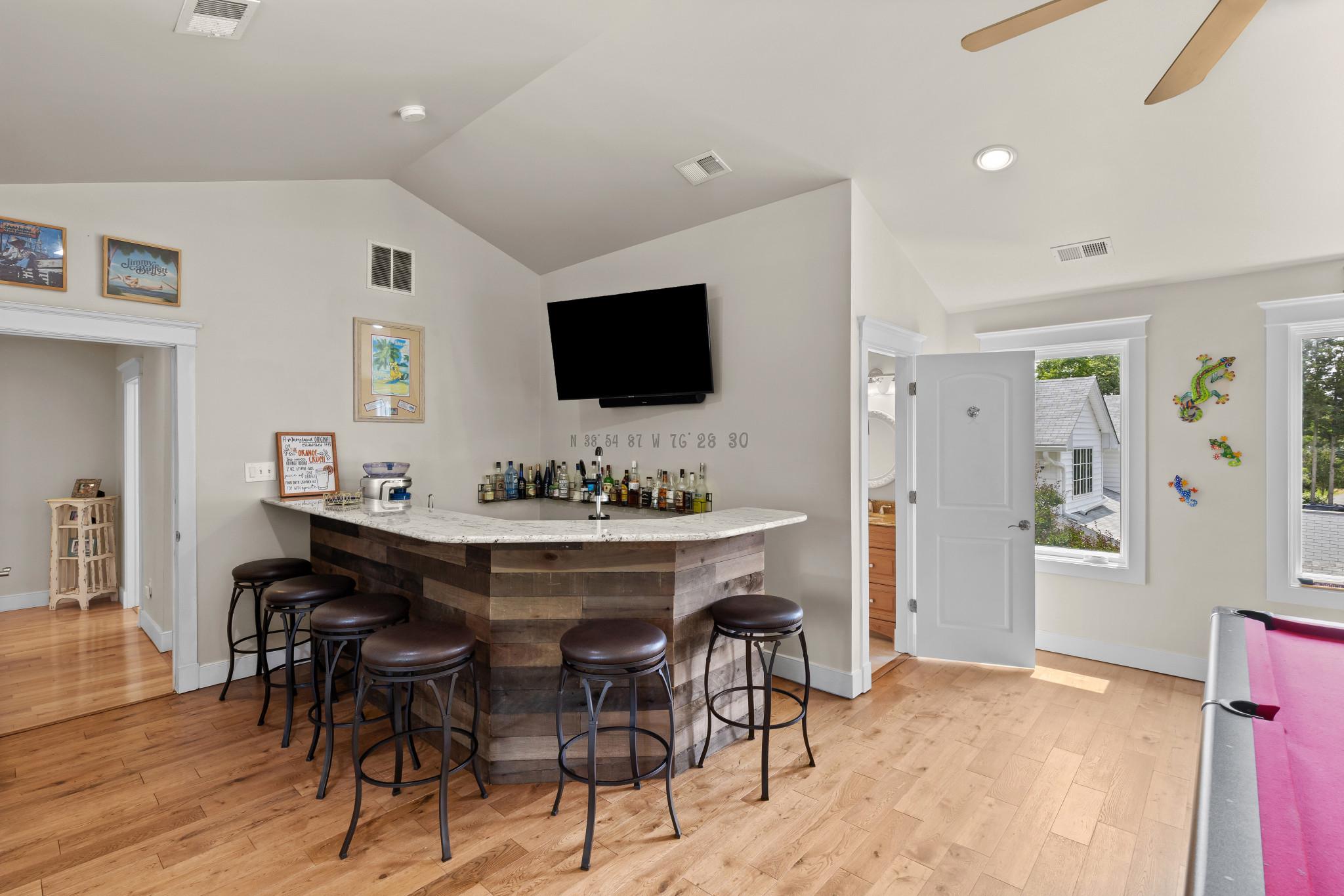  3733 Thomas Point Road, Annapolis, MD, 21403 - 物件實景