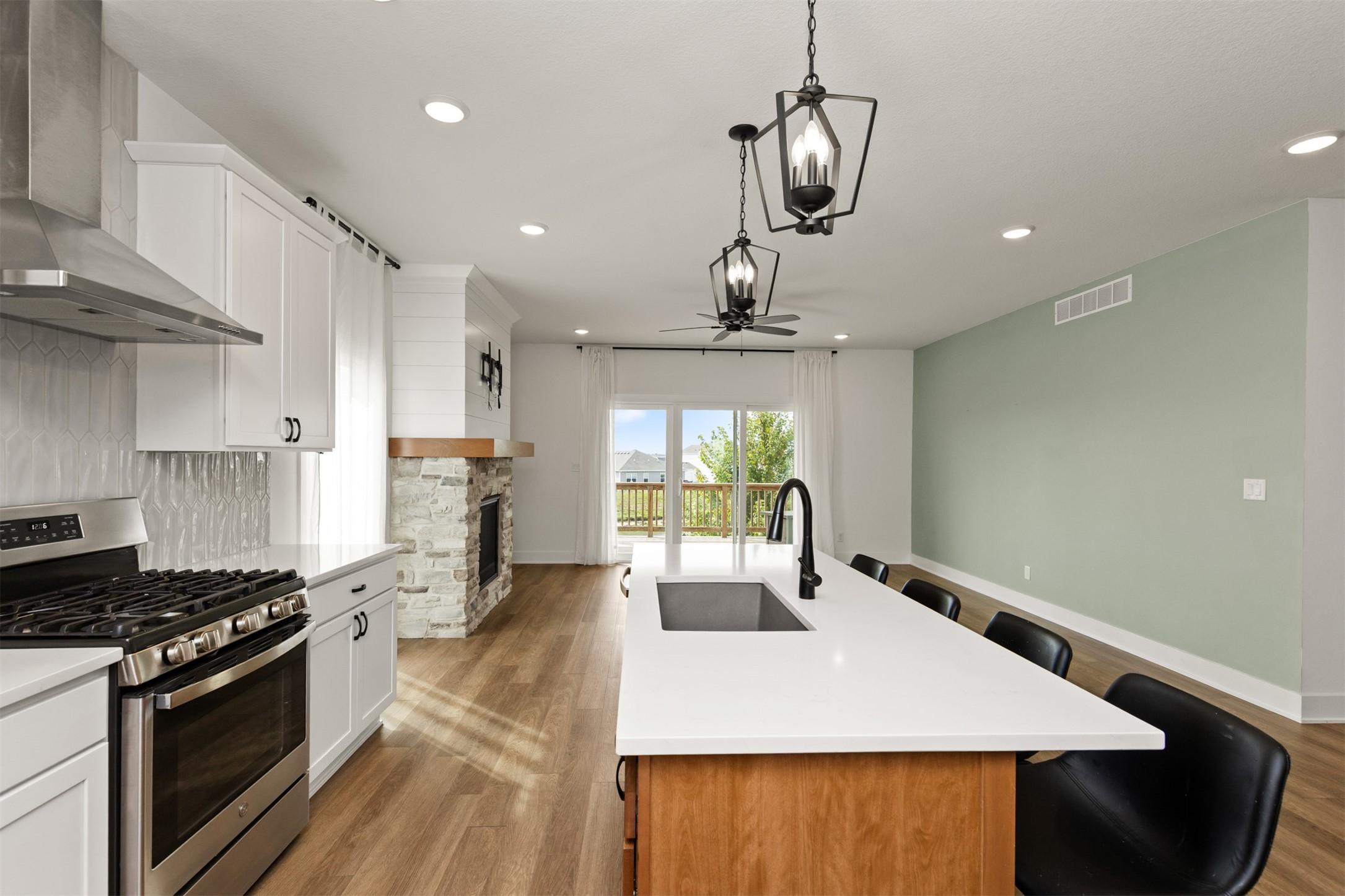 Waukee, Iowa, 50263, United States, 4 Bedrooms Bedrooms, ,3 BathroomsBathrooms,Residential,For Sale,1979913