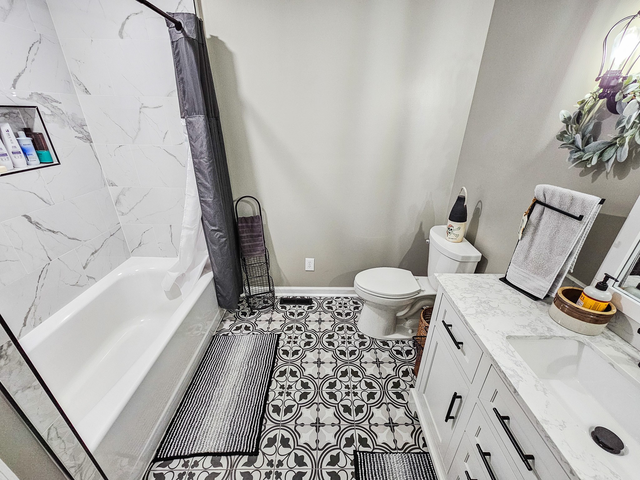 Tullahoma, Tennessee, 37388, United States, 3 Bedrooms Bedrooms, ,4 BathroomsBathrooms,Residential,For Sale,1794204