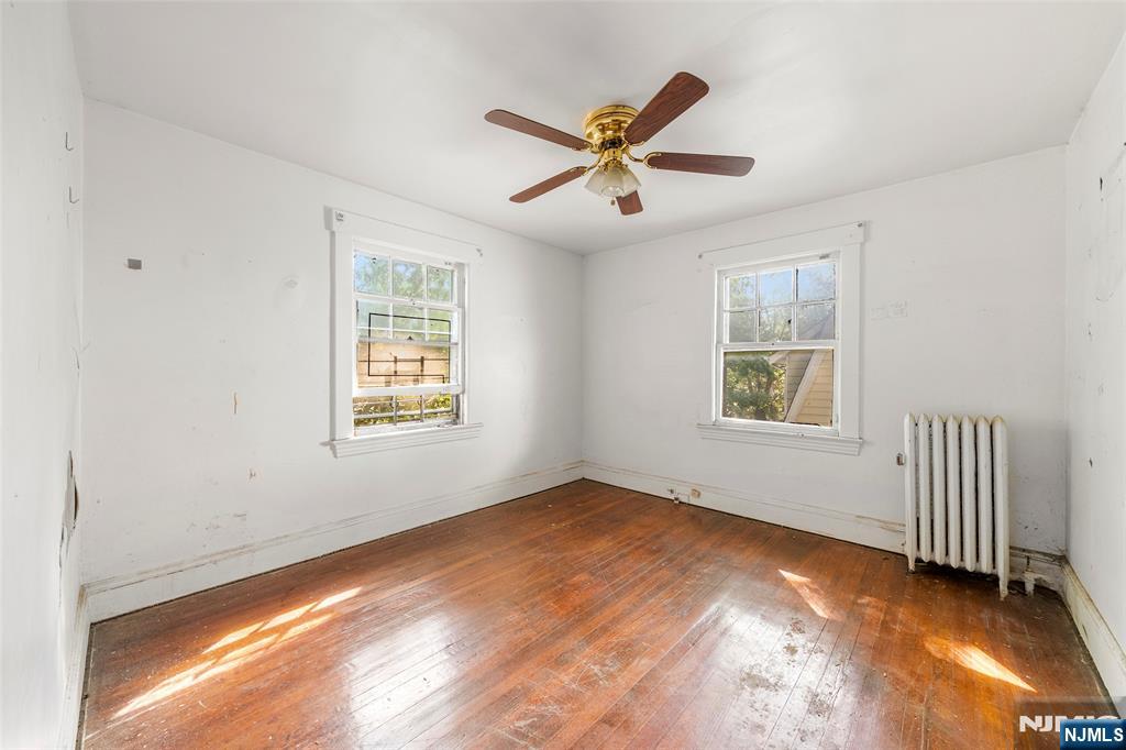 Englewood, New Jersey, 07631, United States, 3 Bedrooms Bedrooms, ,2 BathroomsBathrooms,Residential,For Sale,1925520