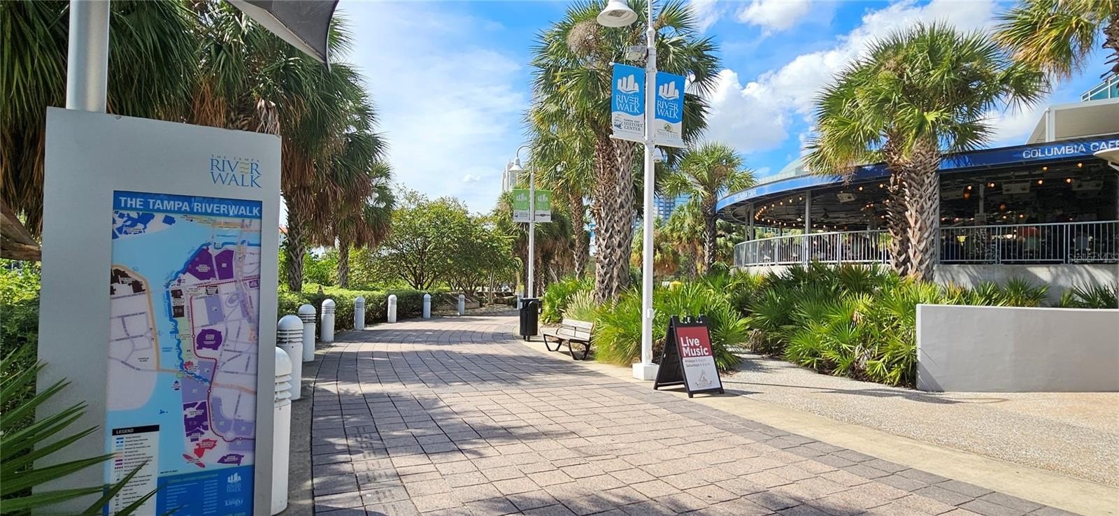 TAMPA, Florida, 33607, United States, 5 Bedrooms Bedrooms, ,3 BathroomsBathrooms,Residential,For Sale,1976051