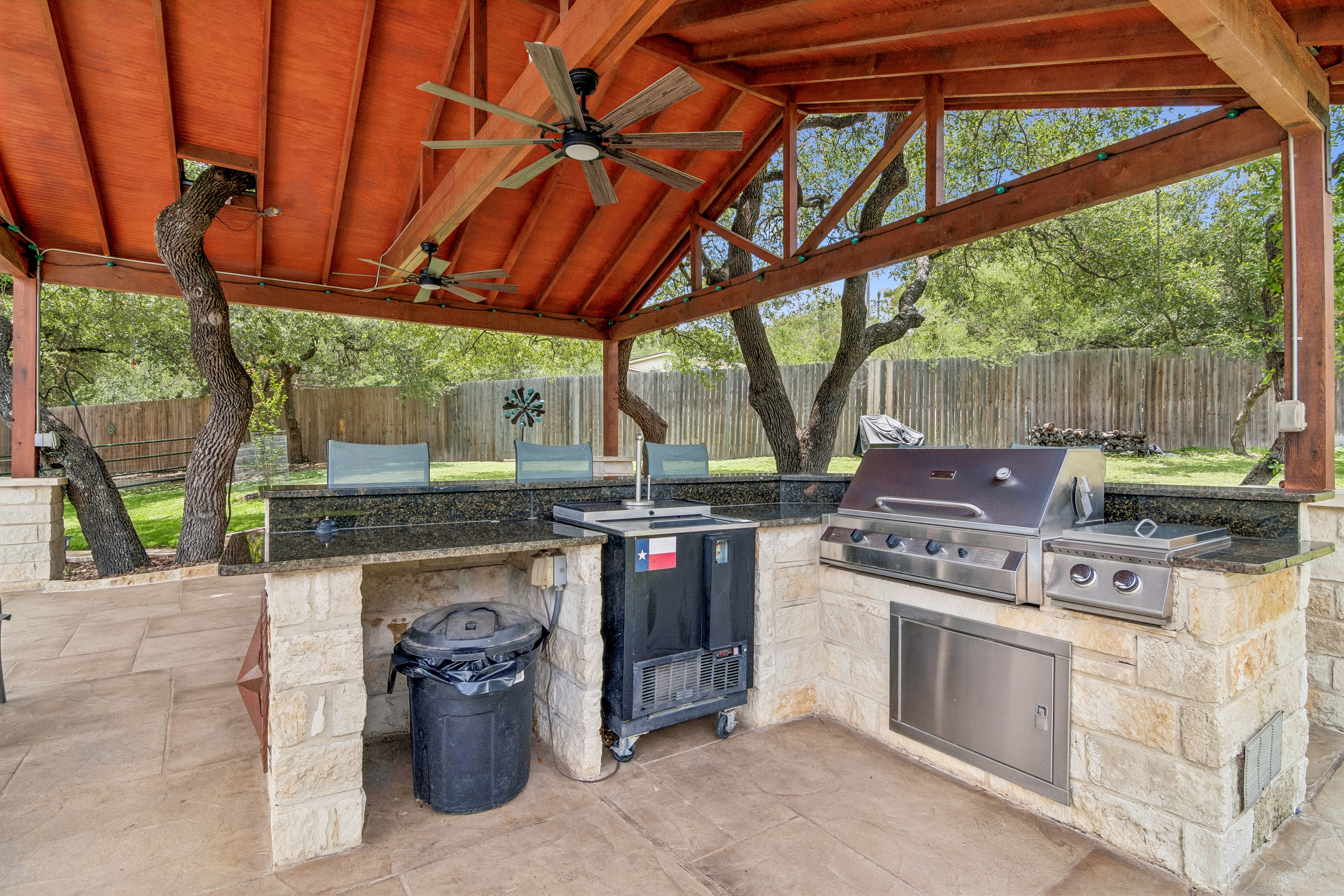  Pool, Pavilion & Peaceful Hill Country Living - 物件實景