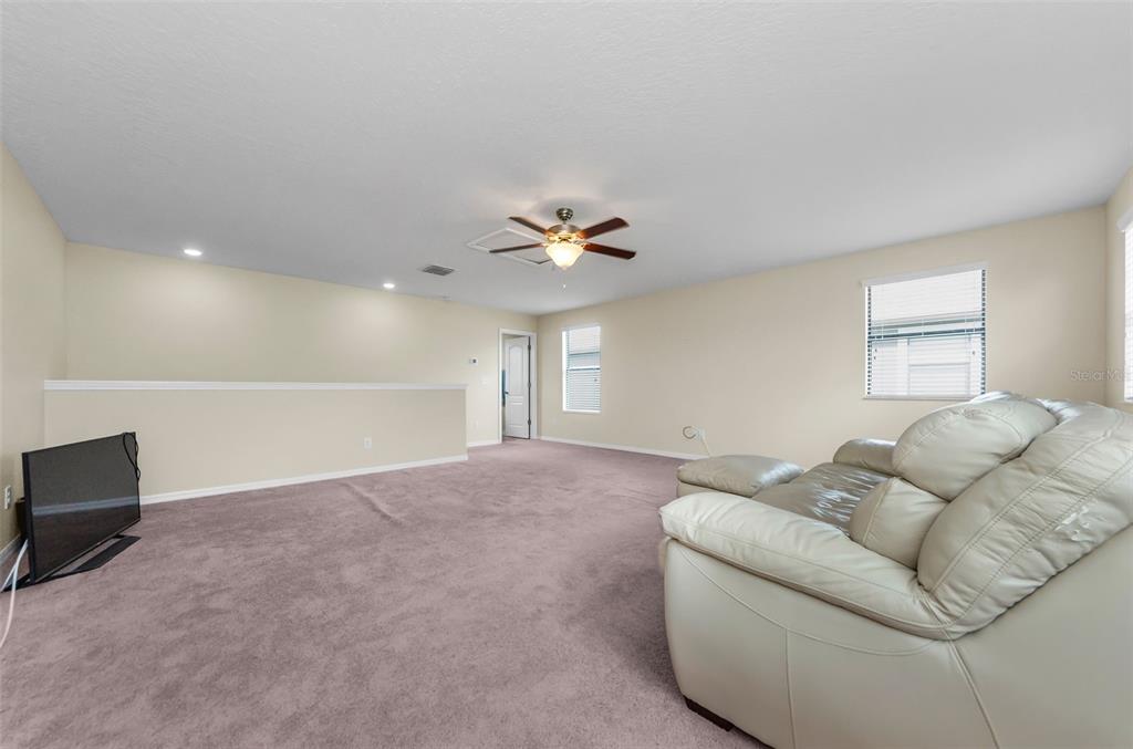 New Port Richey, Florida, 34655, United States, 4 Bedrooms Bedrooms, ,4 BathroomsBathrooms,Residential,For Sale,1954623