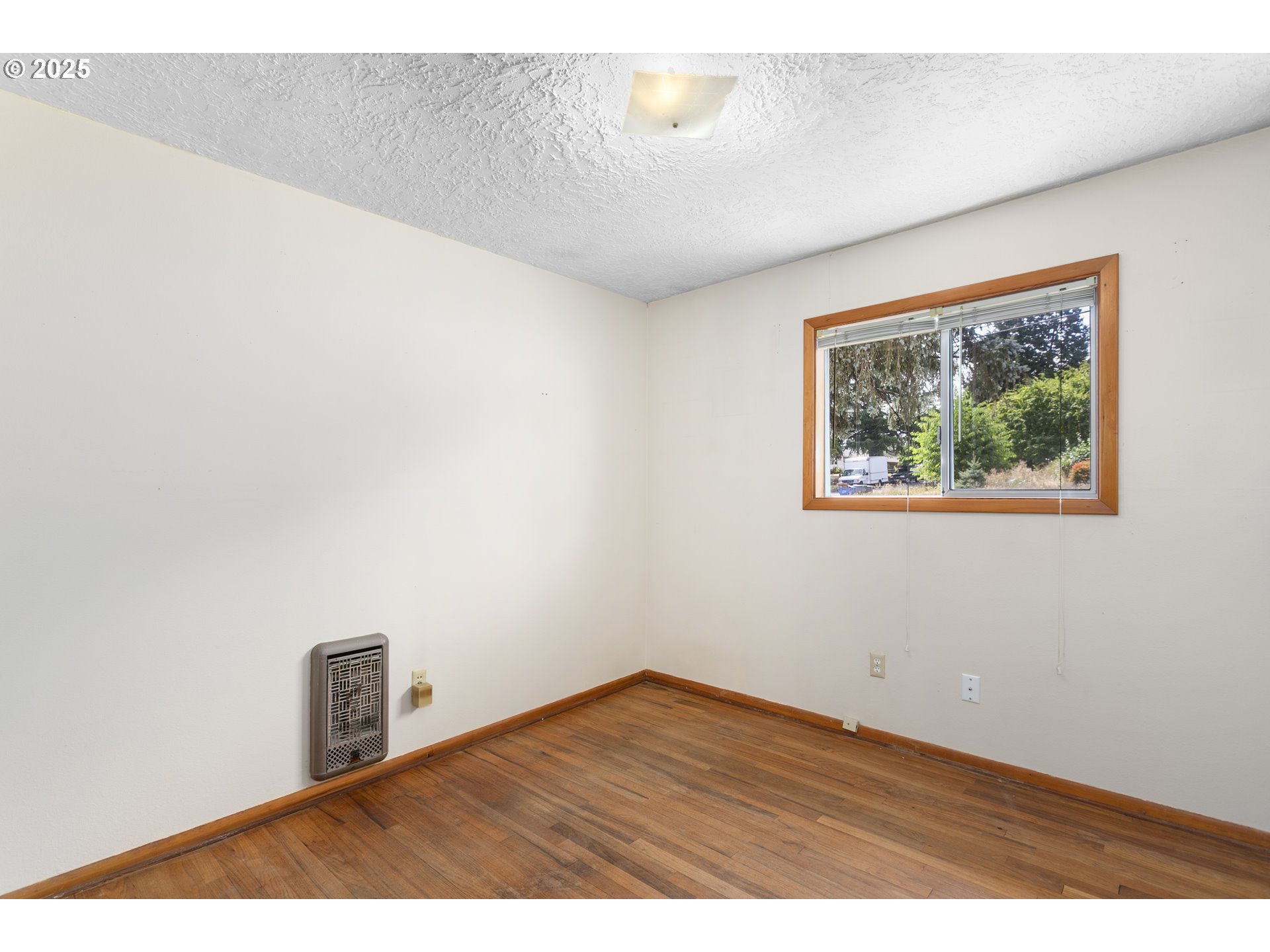 Vancouver, Washington, 98663, United States, 3 Bedrooms Bedrooms, ,1 BathroomBathrooms,Residential,For Sale,1911249